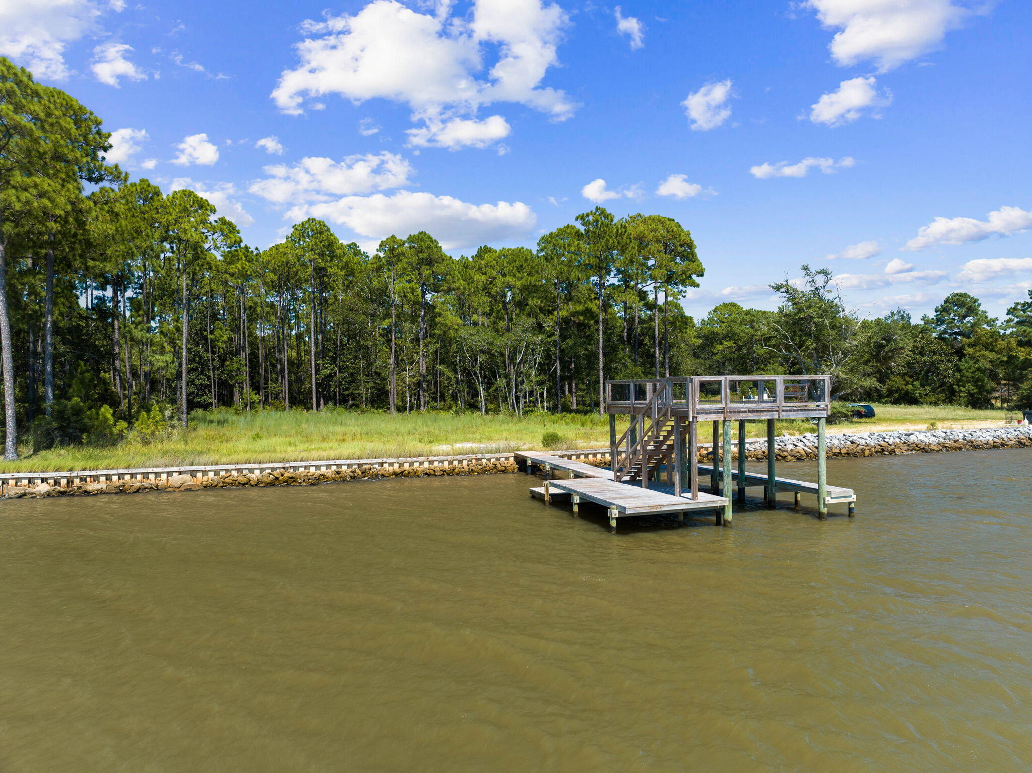 BAY HARBOUR - Land