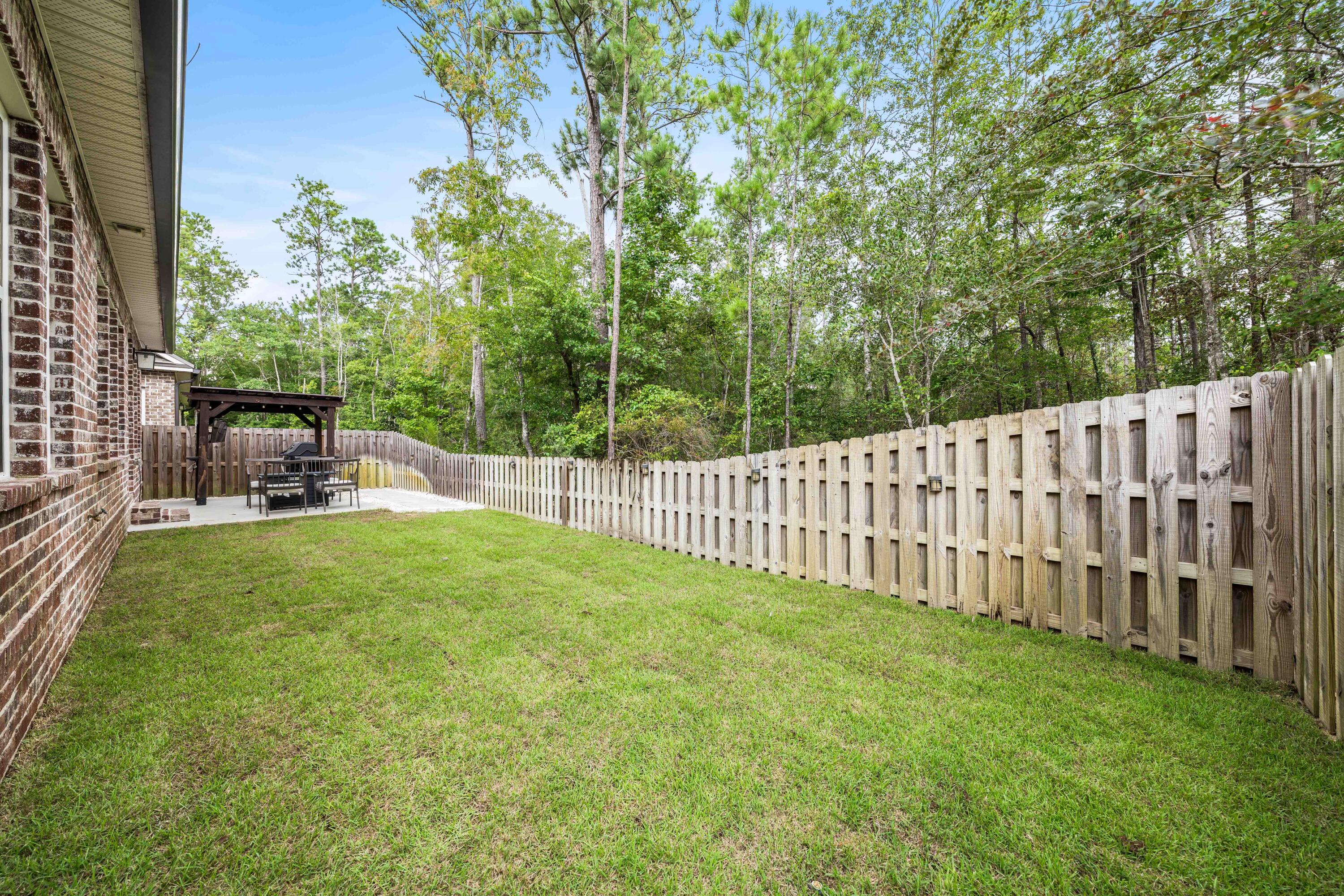 LAUREL OAKS S/D - Residential