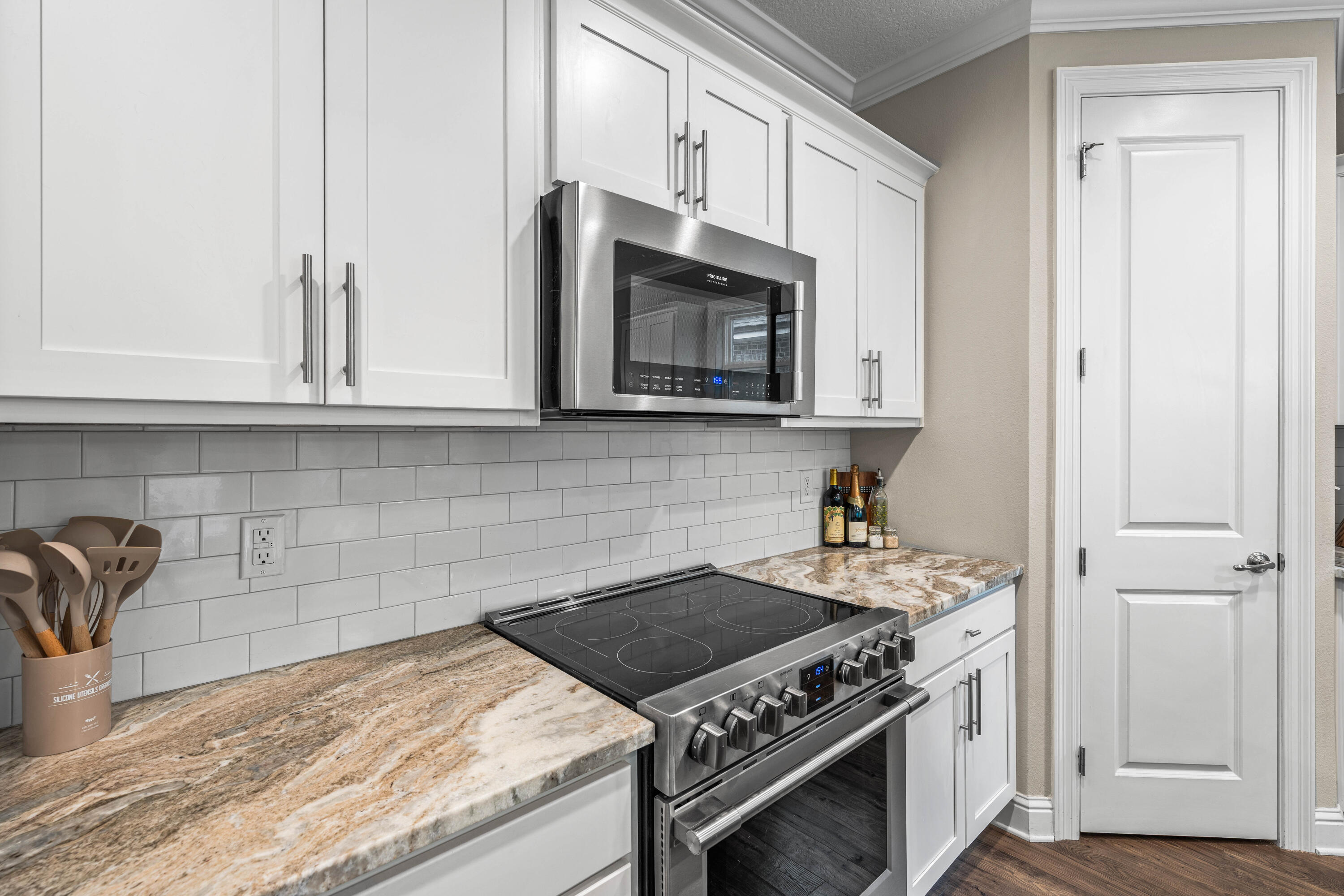 LAUREL OAKS S/D - Residential