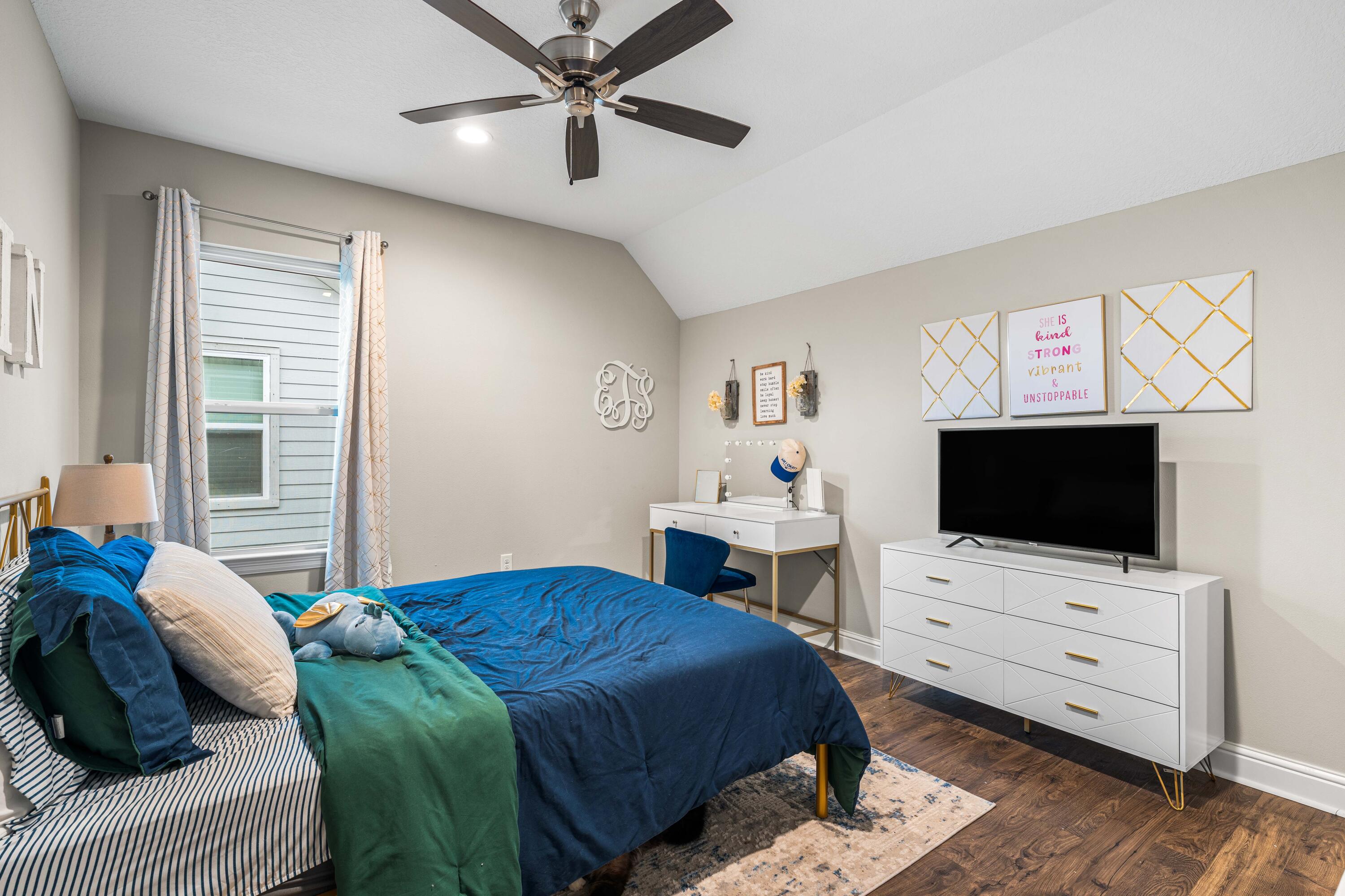 LAUREL OAKS S/D - Residential