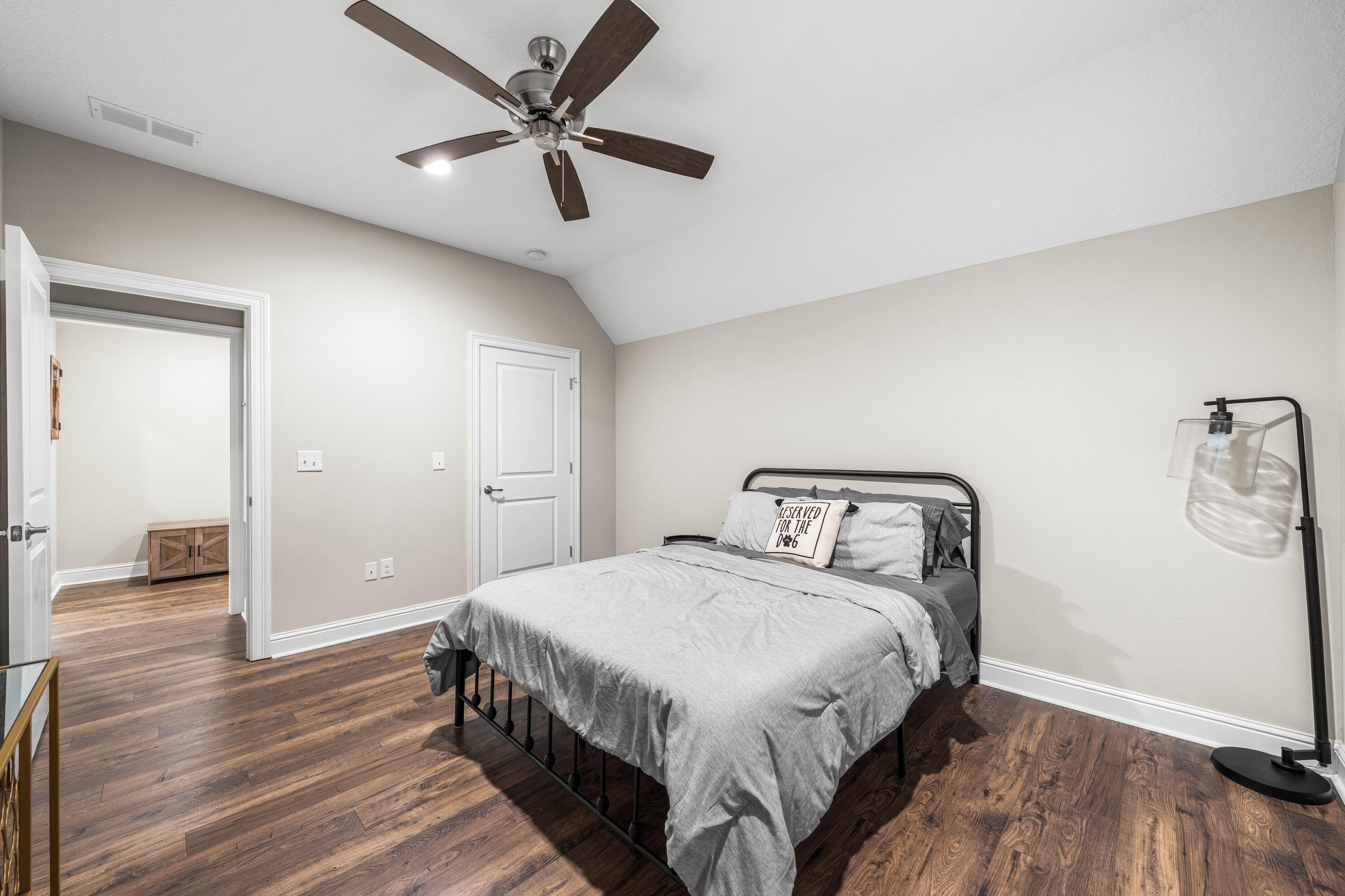 LAUREL OAKS S/D - Residential