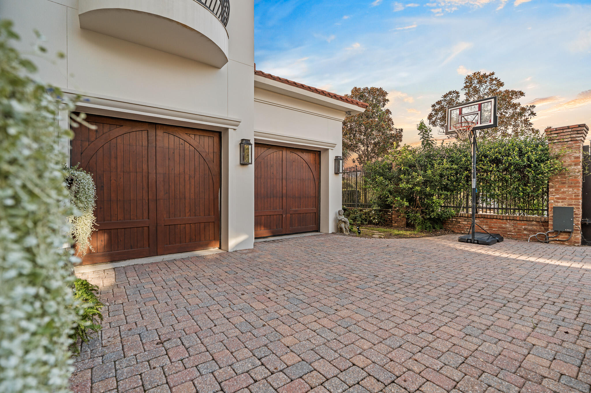 BLUE MOUNTAIN BEACH - Residential
