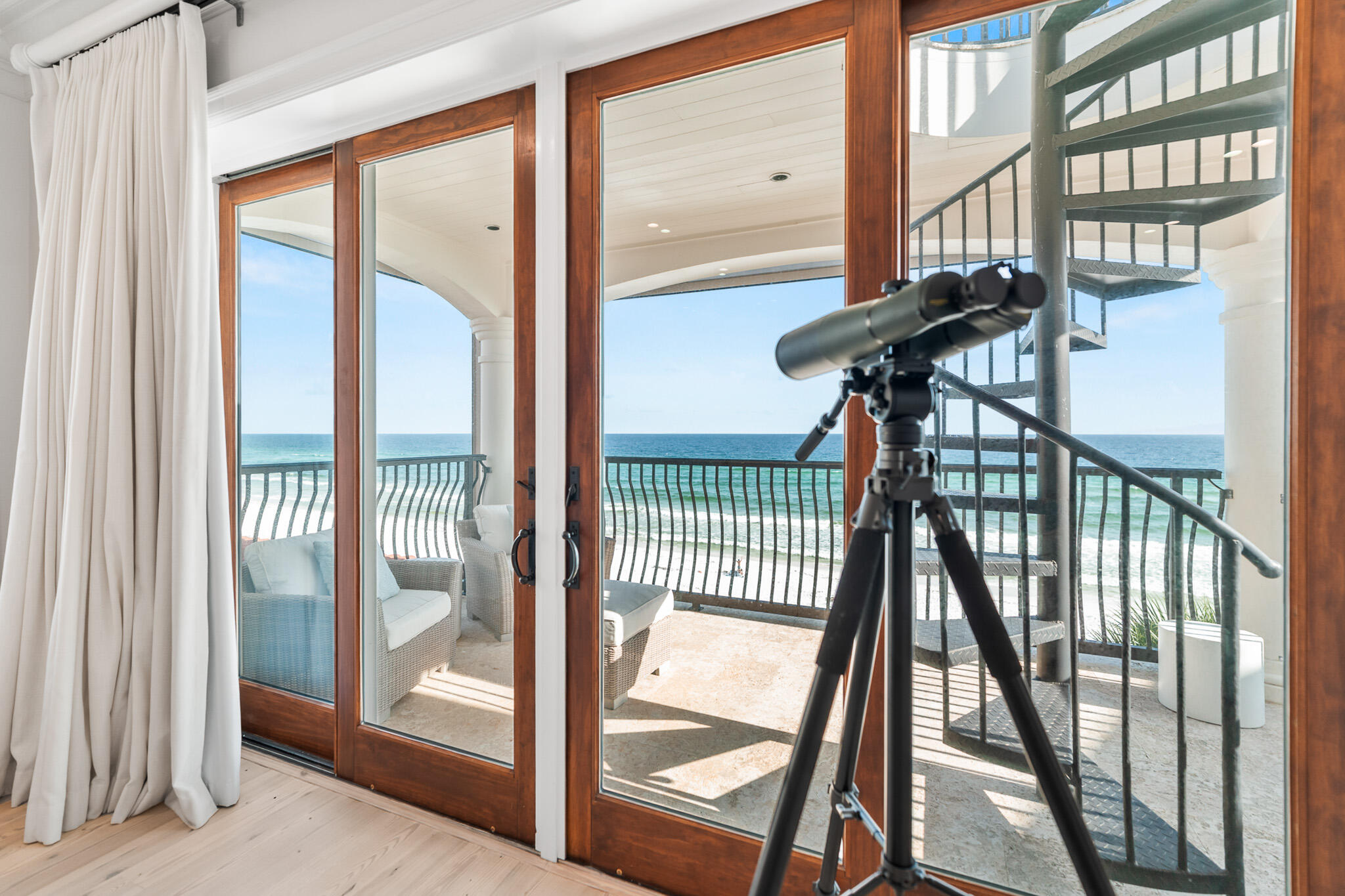 BLUE MOUNTAIN BEACH - Residential