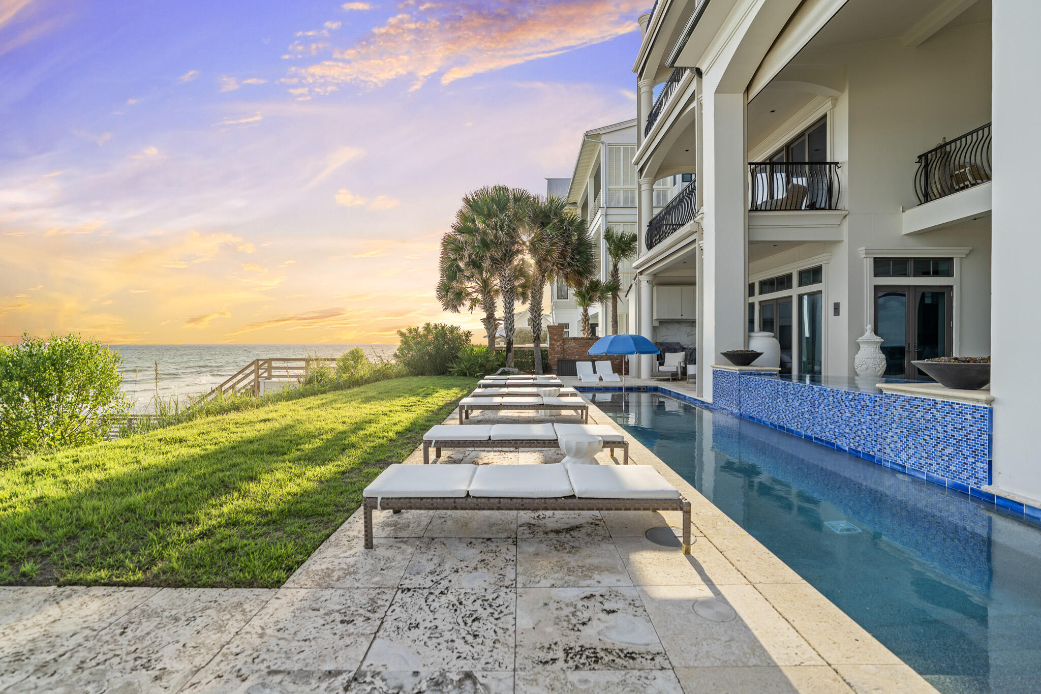 BLUE MOUNTAIN BEACH - Residential