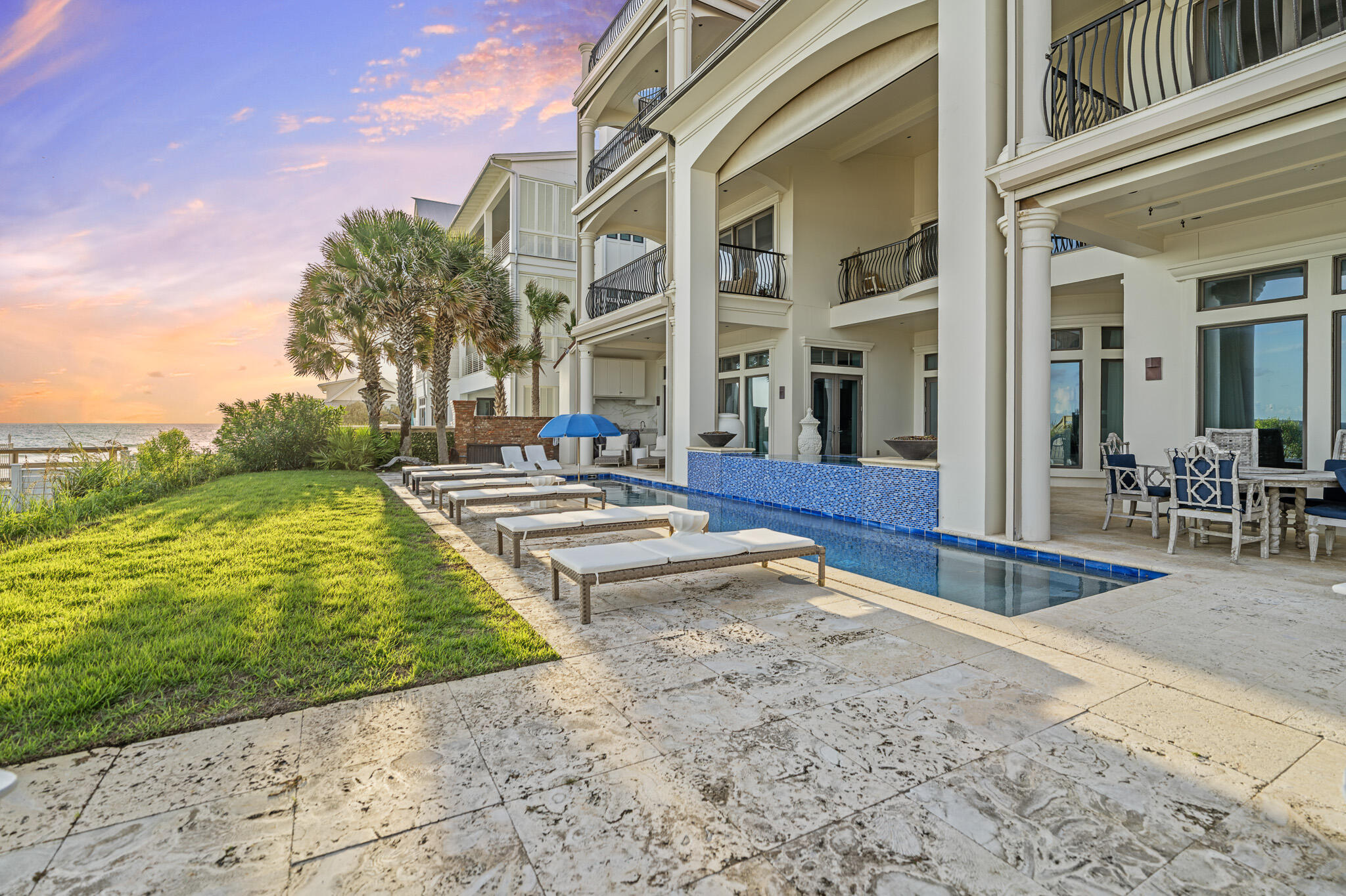 BLUE MOUNTAIN BEACH - Residential