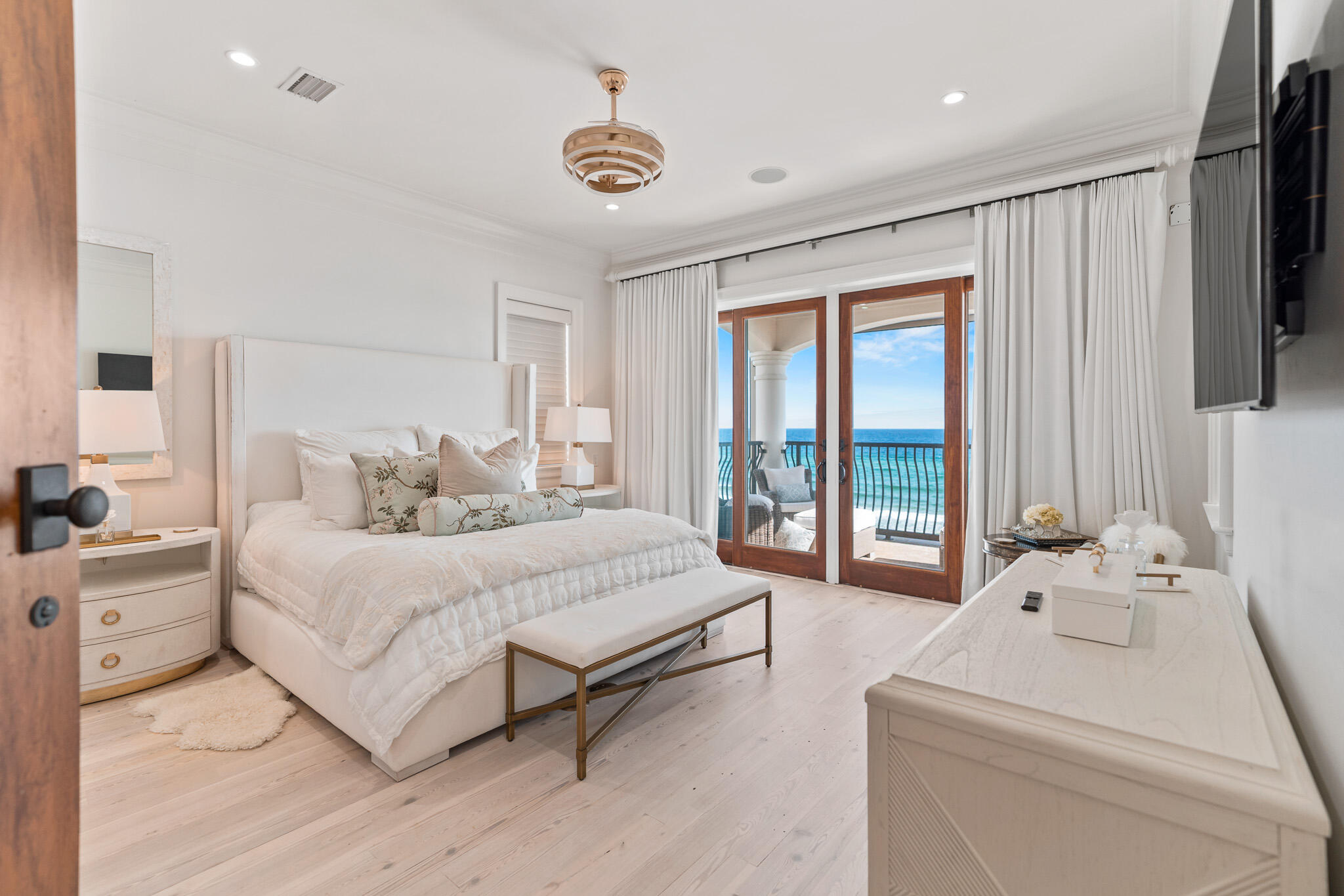 BLUE MOUNTAIN BEACH - Residential