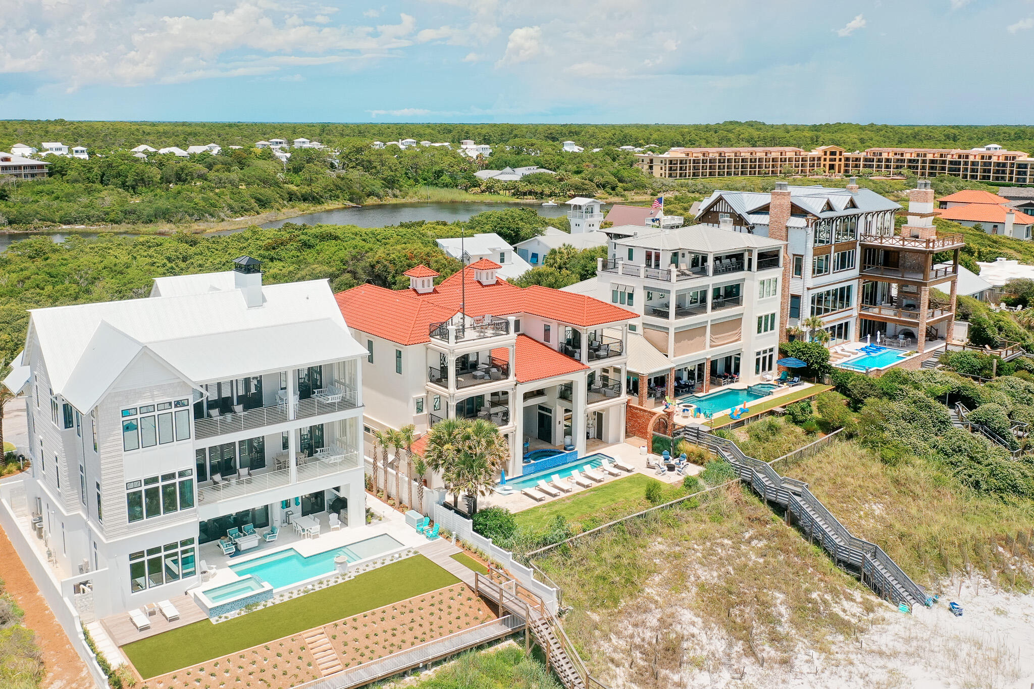 BLUE MOUNTAIN BEACH - Residential