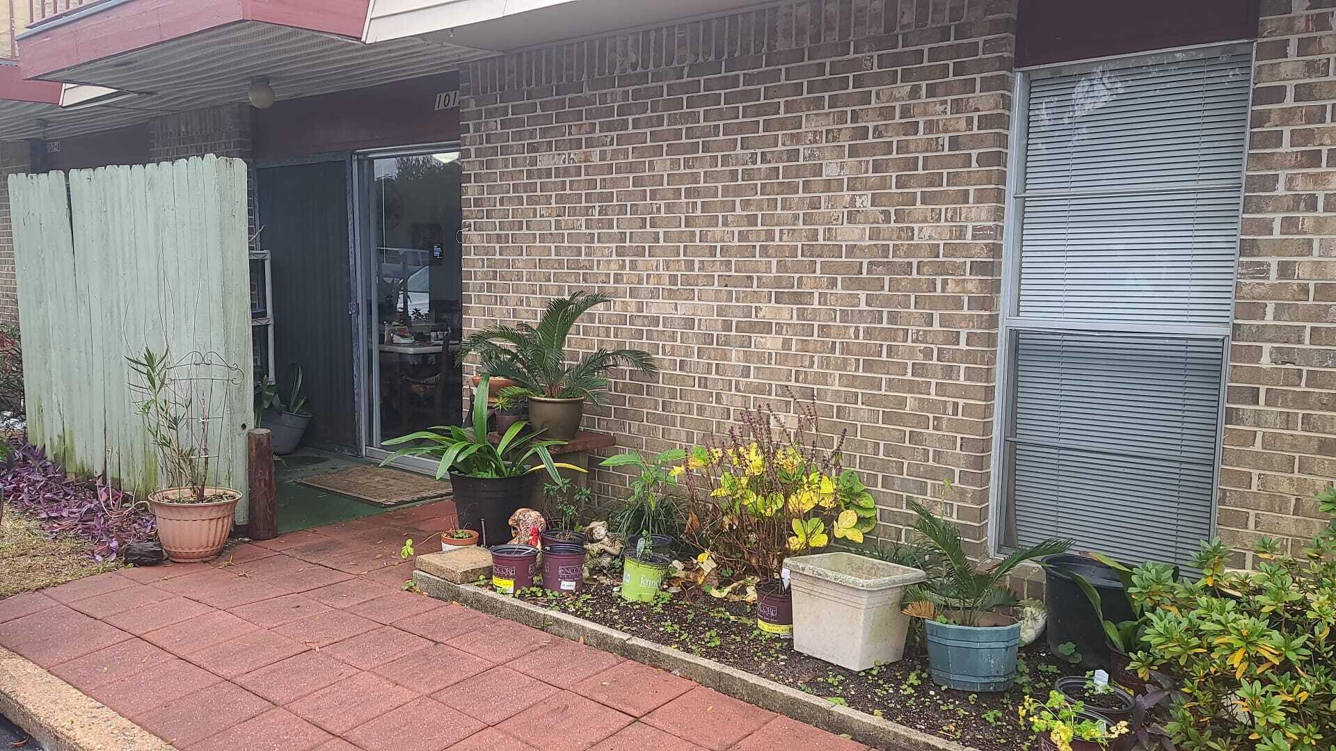 PIER ONE CONDO - Residential