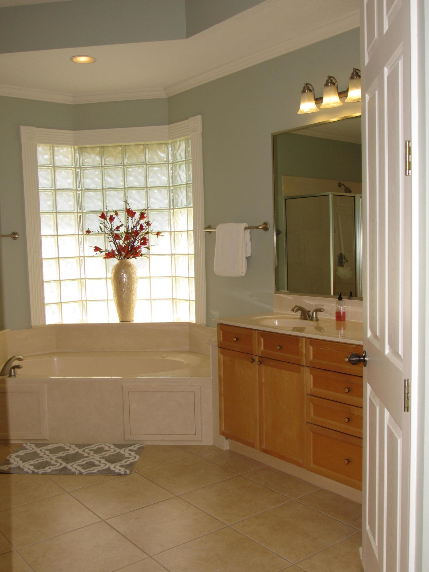 BAYSHORE PLACE PH 1 - Residential