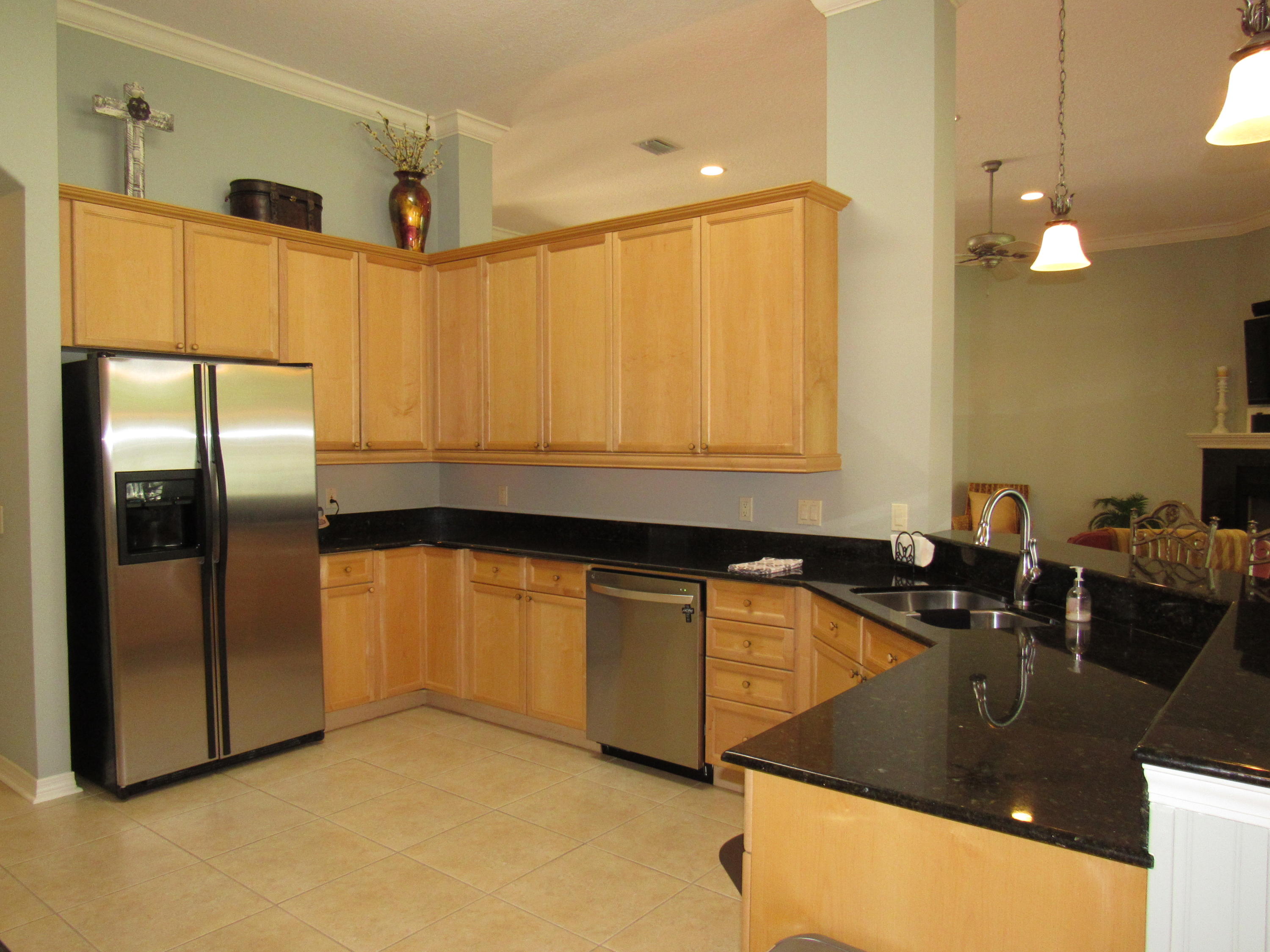 BAYSHORE PLACE PH 1 - Residential