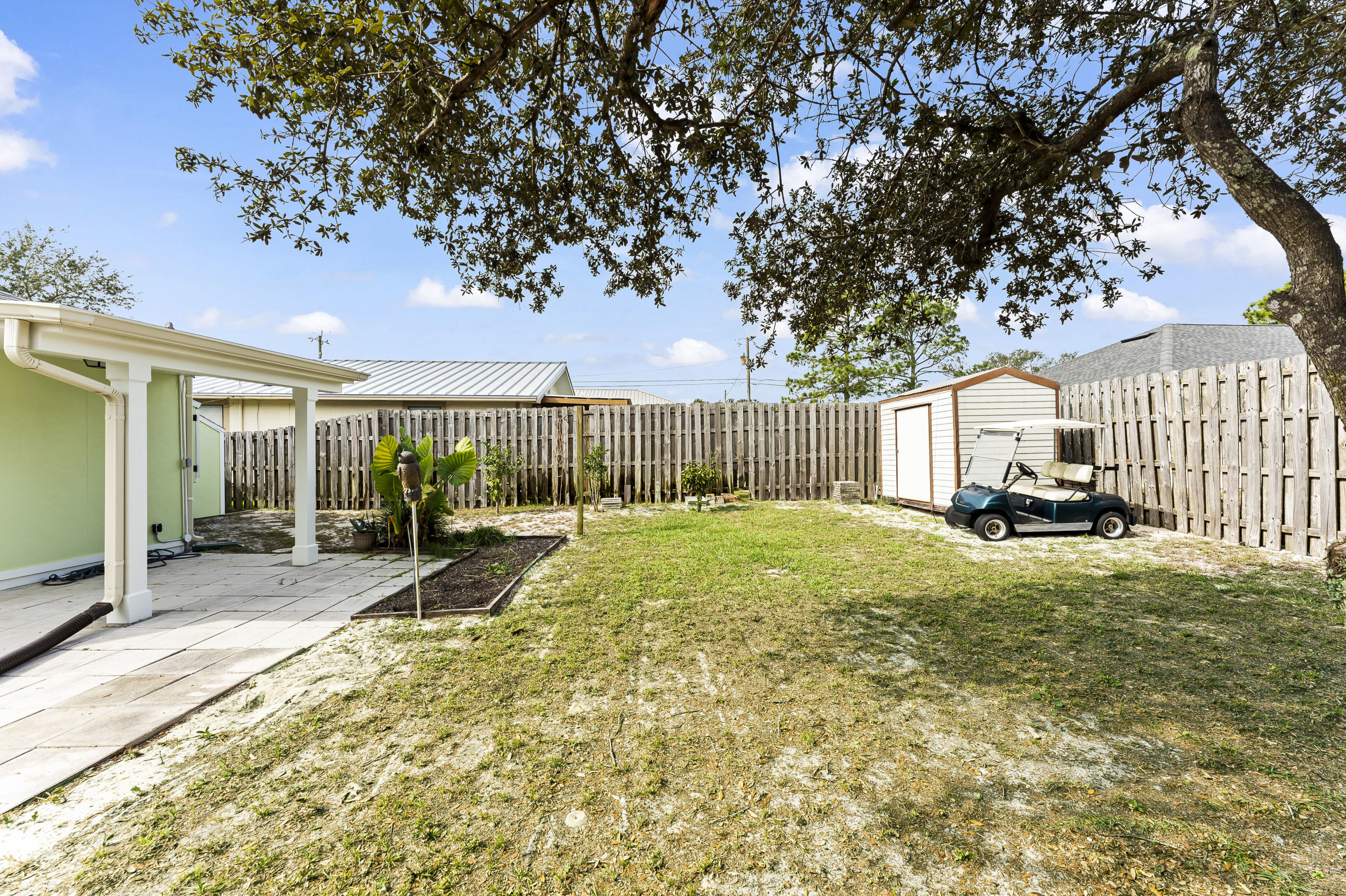 RIVIERA BEACH - Residential