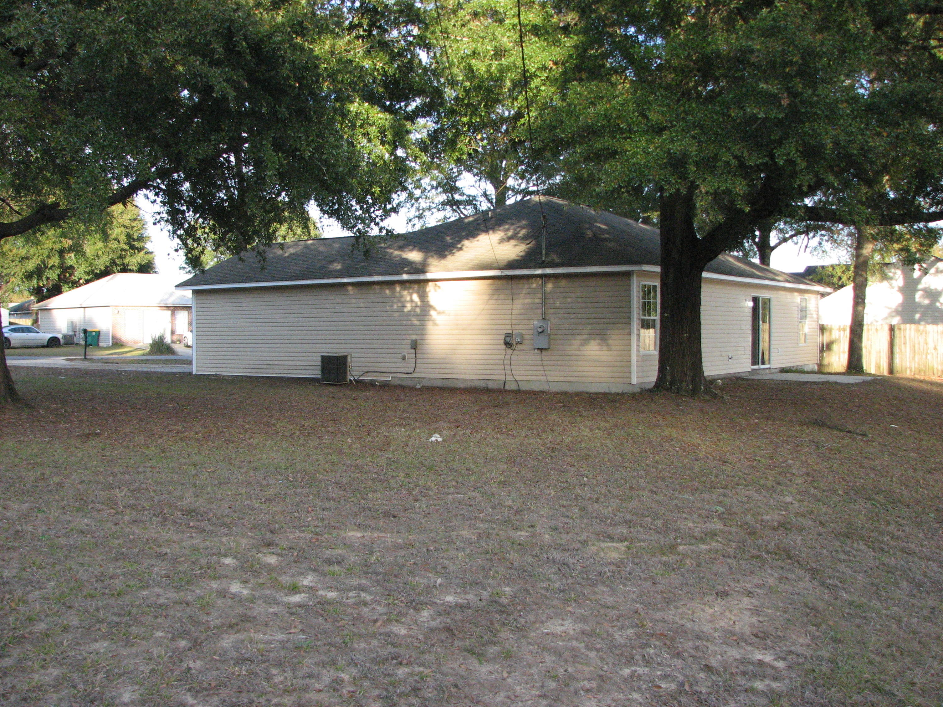 FAIRCHILD ESTATES - Residential