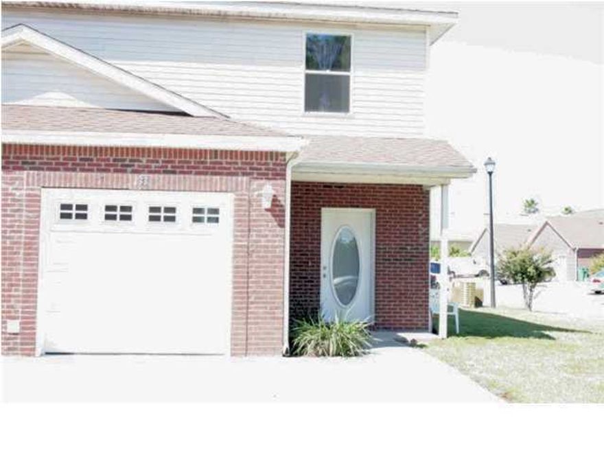 Great townhome in the heart of Destin. Unit features big living area, kitchen with refrigerator, stove, dishwasher & microwave. Large upstairs master with full bath. Even includes a washer/dryer (non-warranted). Owner will consider a small dog with a $300 non-refundable pet fee & $300 refundable pet deposit. Any dog must be spayed/neutered & housebroken. No Smoking in unit. Available