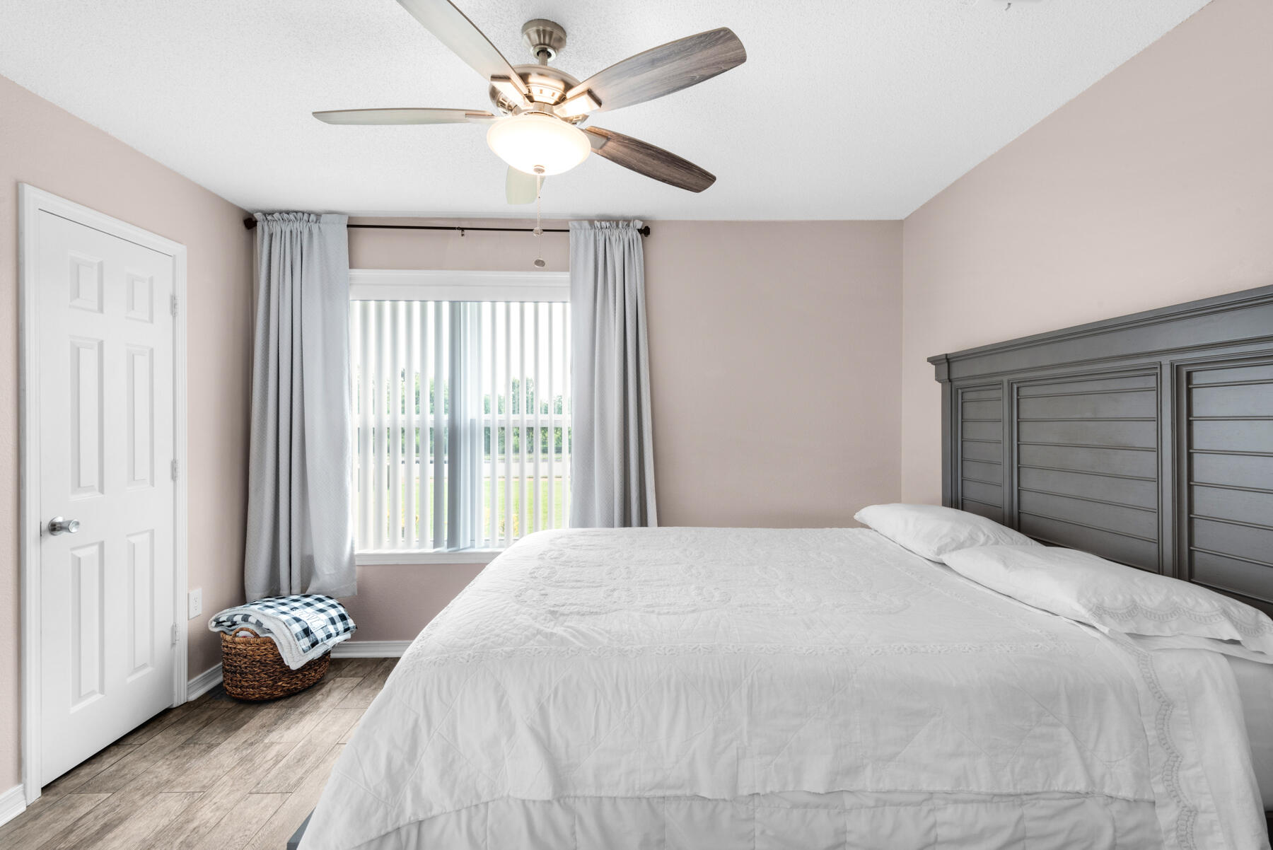 MELISSA OAKS - Residential