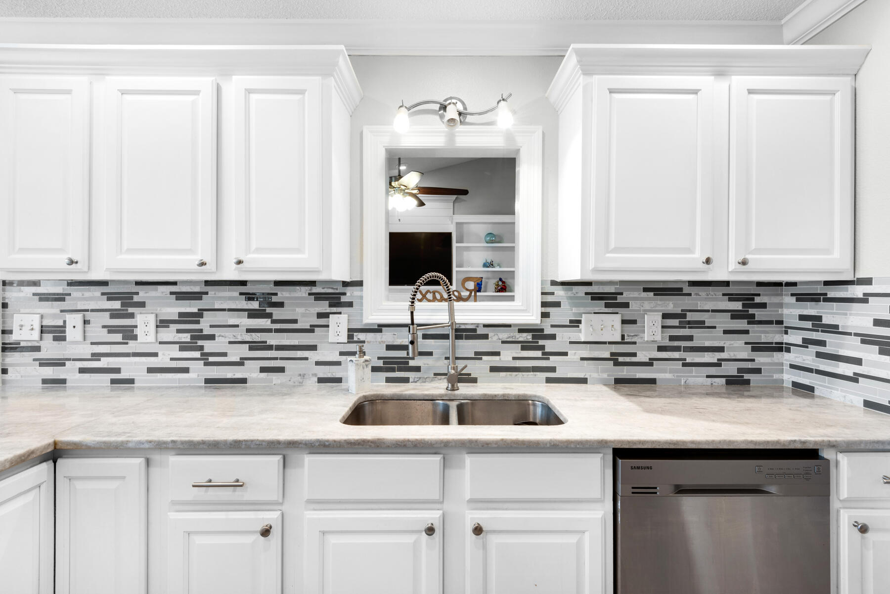 MELISSA OAKS - Residential