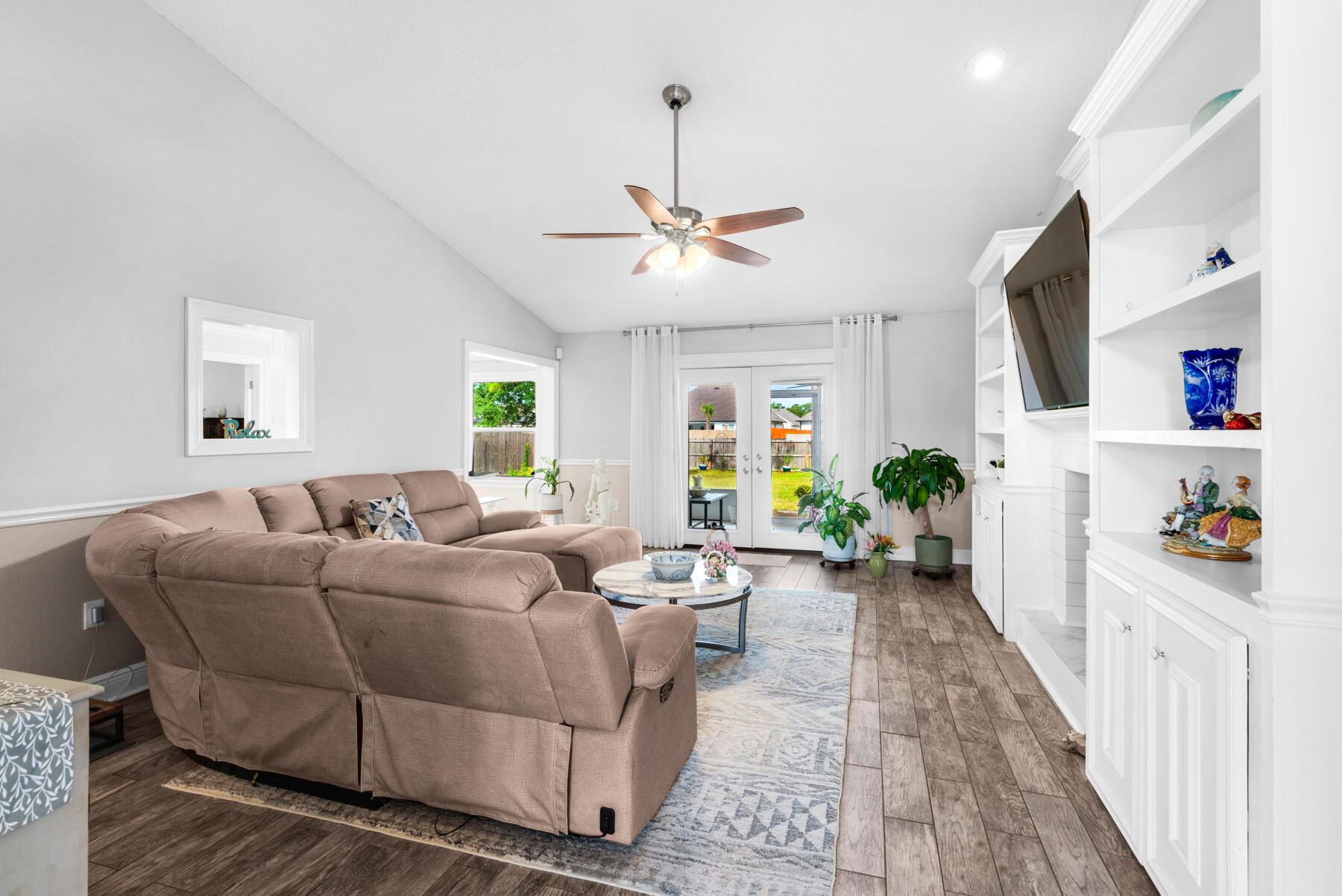 MELISSA OAKS - Residential