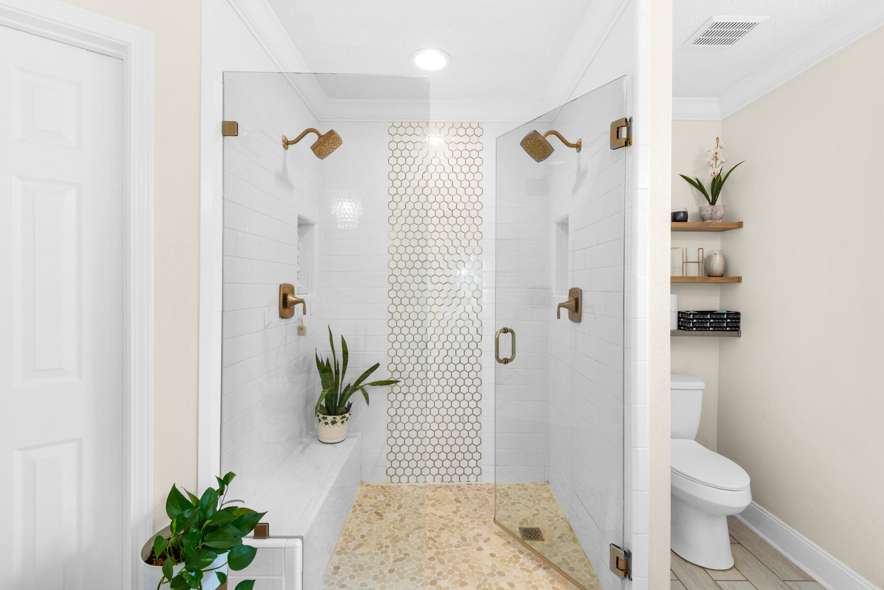 MELISSA OAKS - Residential