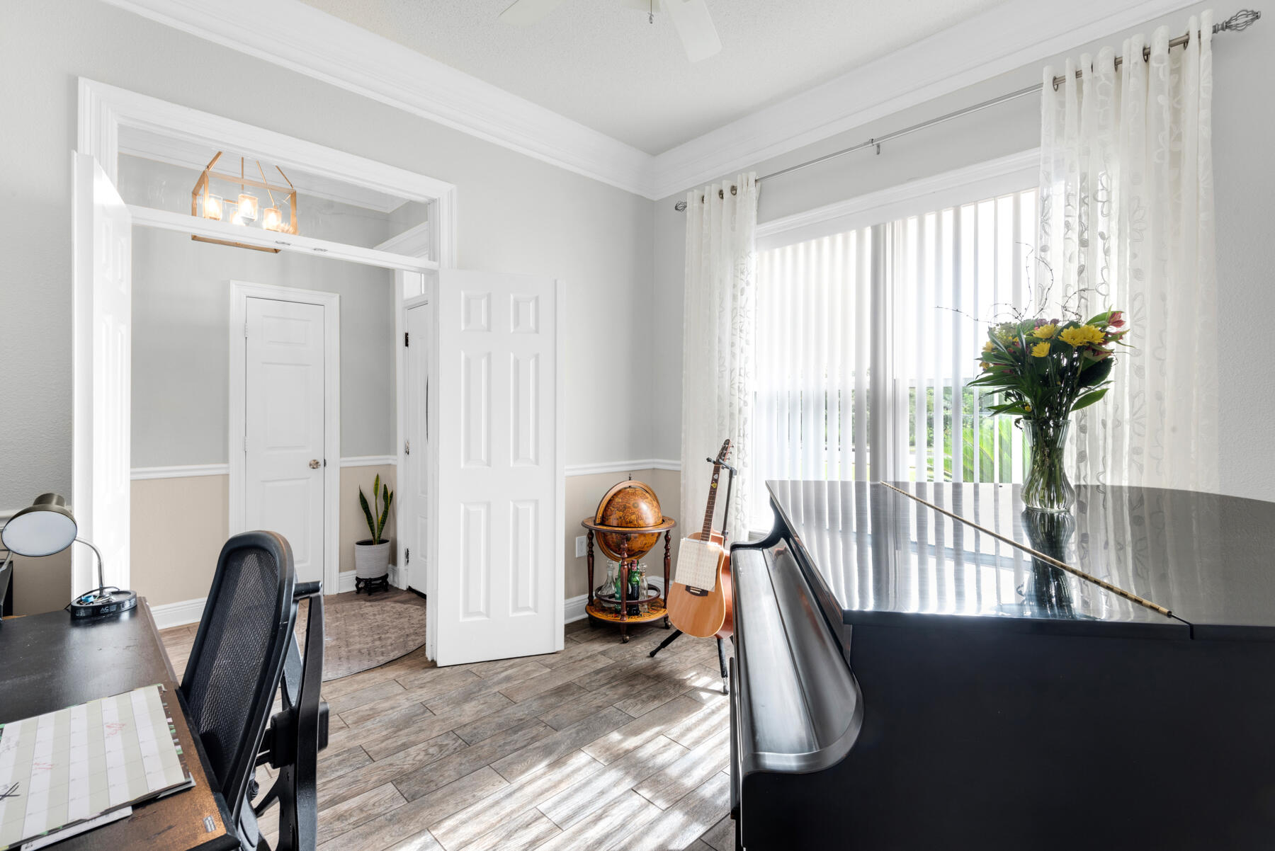 MELISSA OAKS - Residential