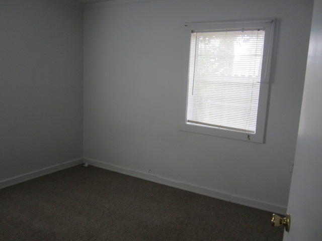 EDGEWATER - Residential Lease