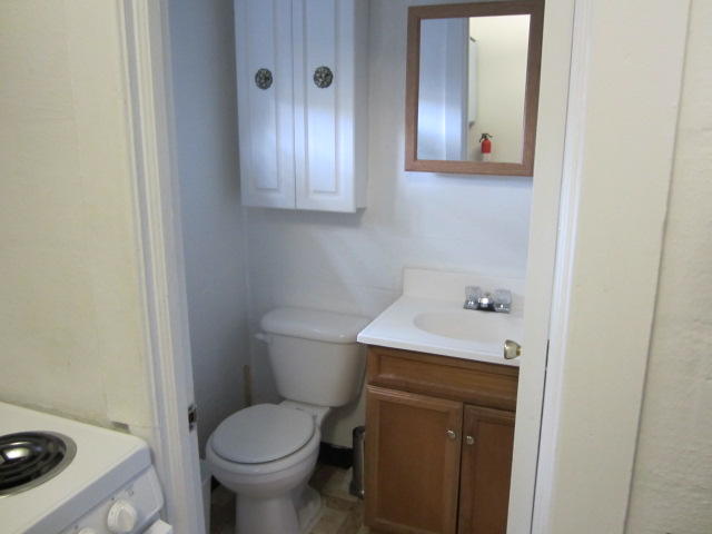 EDGEWATER - Residential Lease