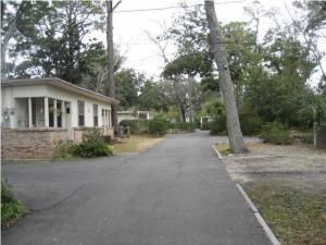EDGEWATER - Residential Lease