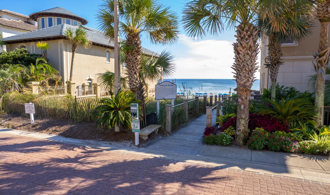 DESTINY BY THE SEA - Residential
