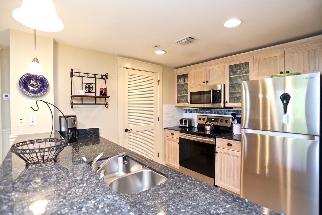 OBSERVATION POINT - Residential