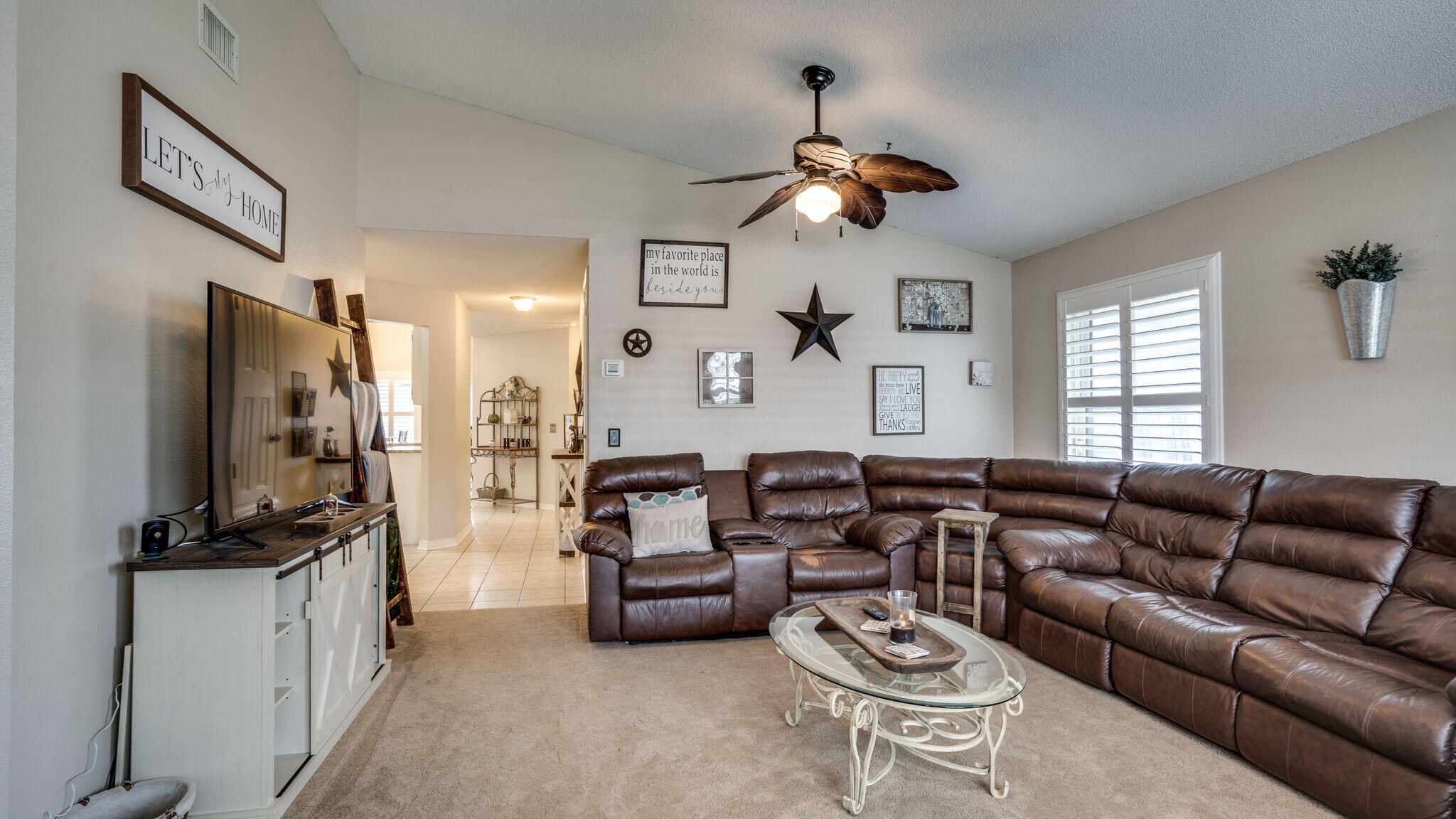 WHISPERING WOODS - Residential