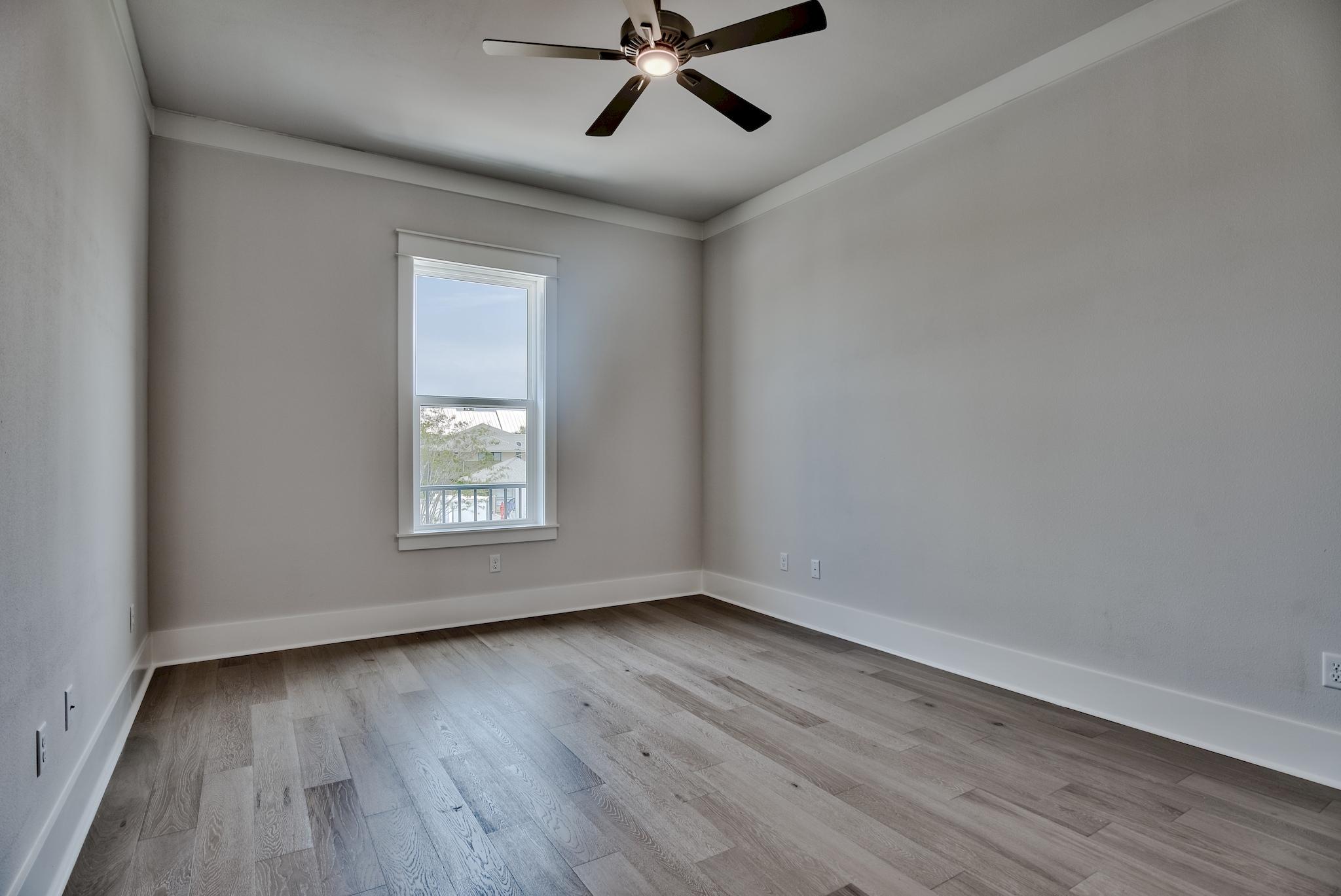 HIDDEN PALMS - Residential