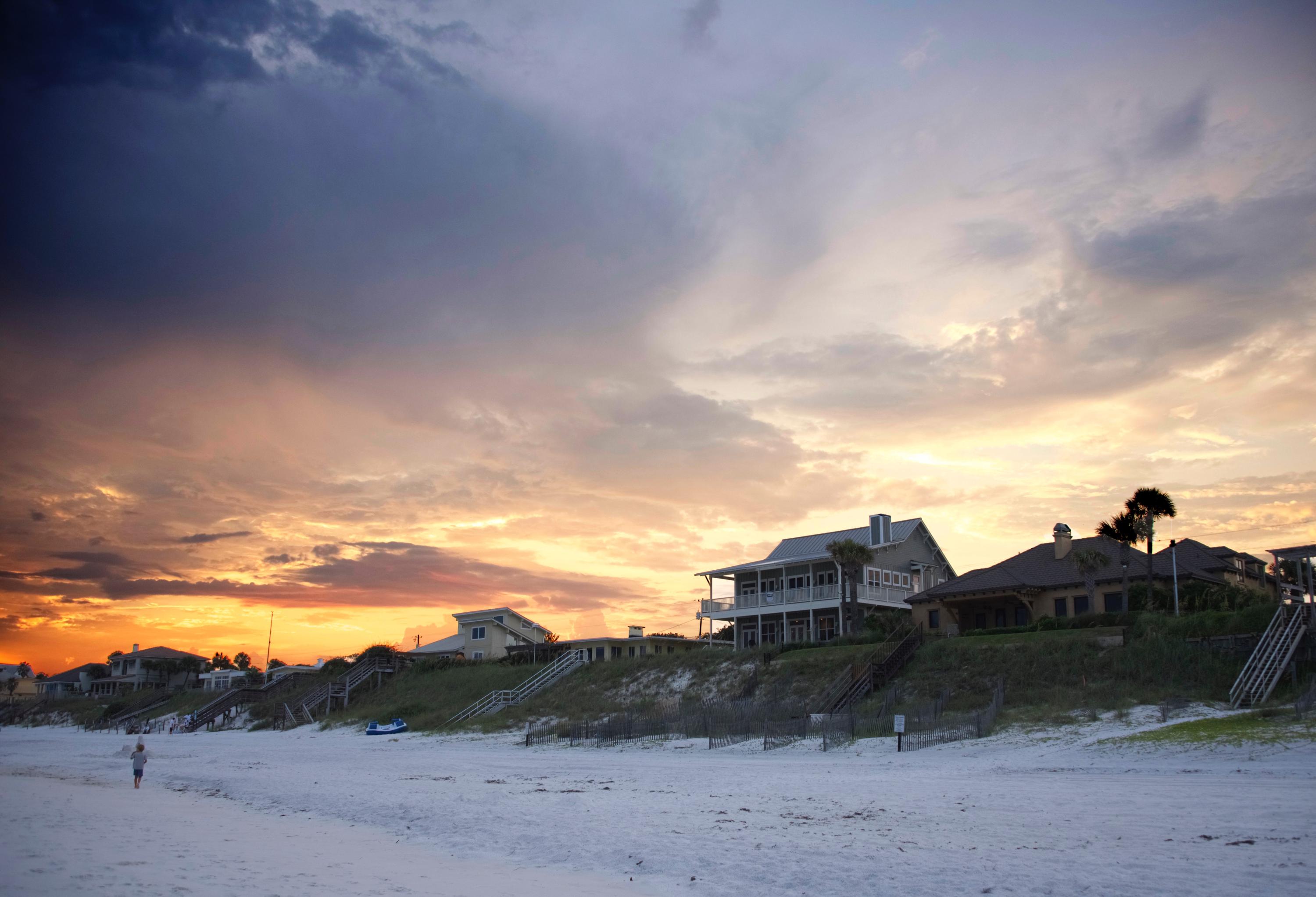 BLUE MOUNTAIN BEACH - Residential