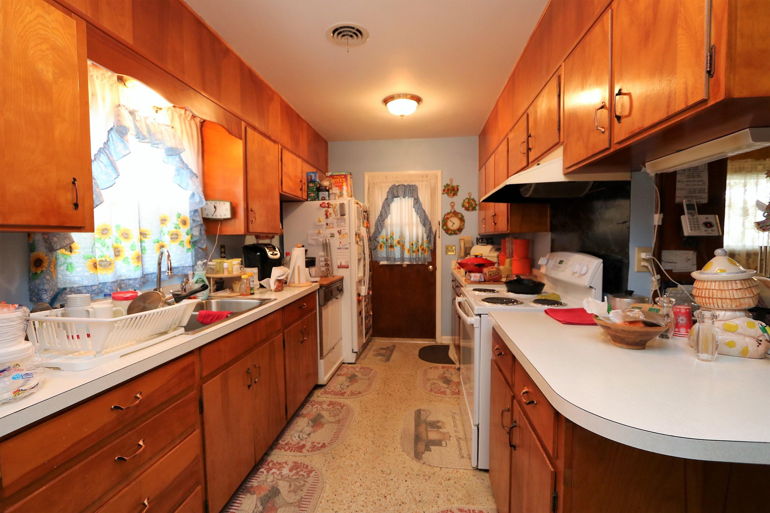 LONGWOOD S/D 1ST ADDN - Residential