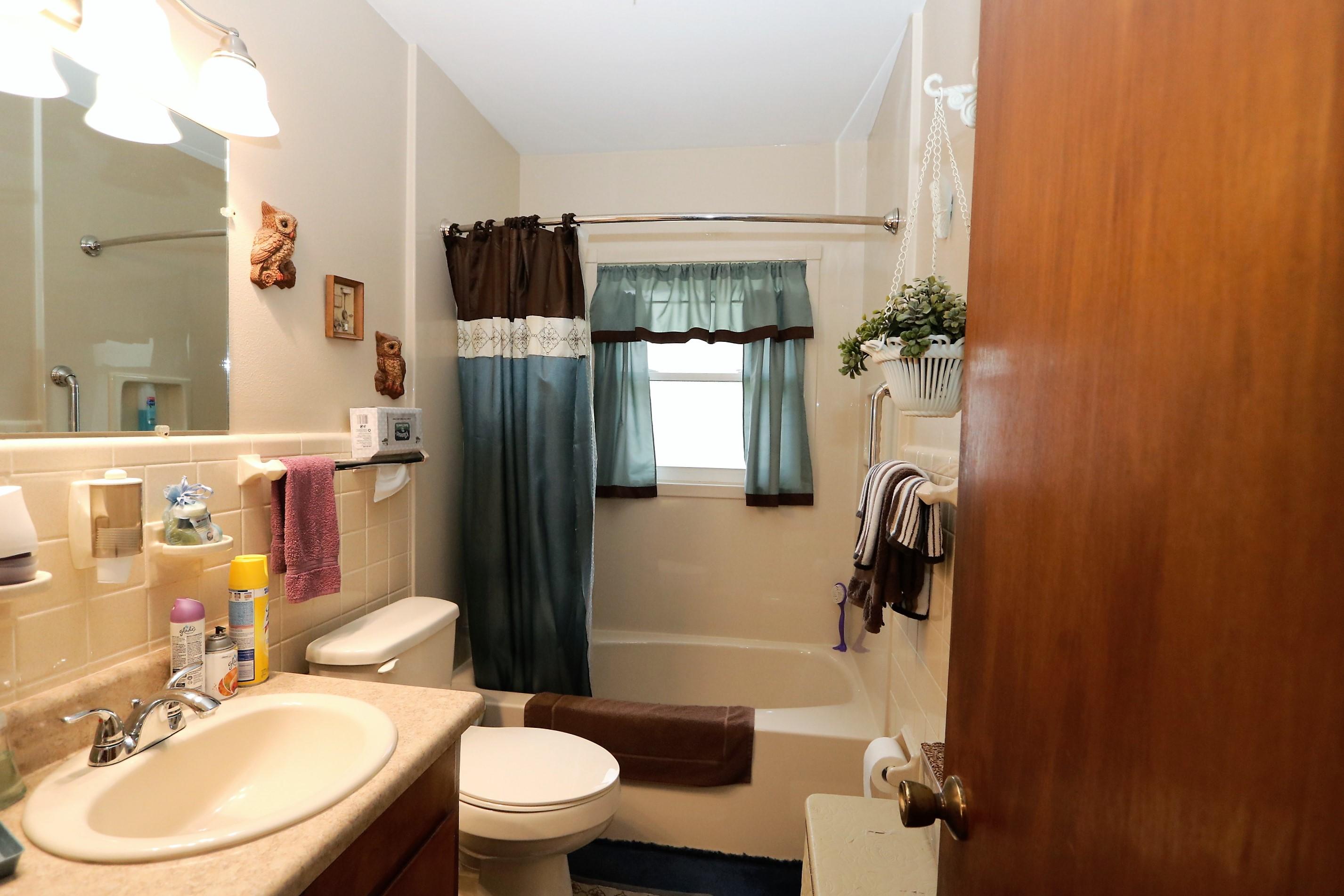 LONGWOOD S/D 1ST ADDN - Residential