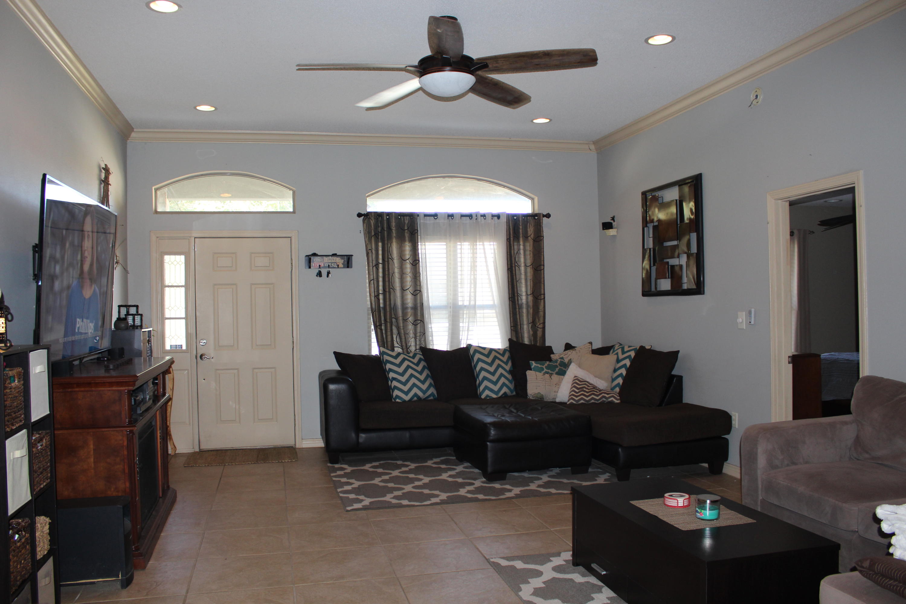 SPRING HOLLOW ESTATES S/D LOT 15 - Residential