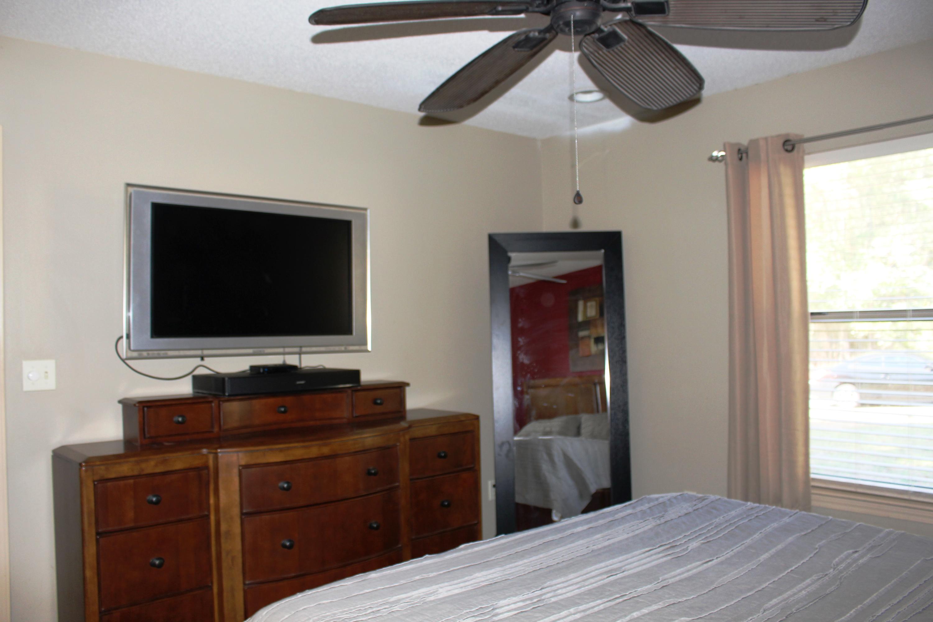 SPRING HOLLOW ESTATES S/D LOT 15 - Residential