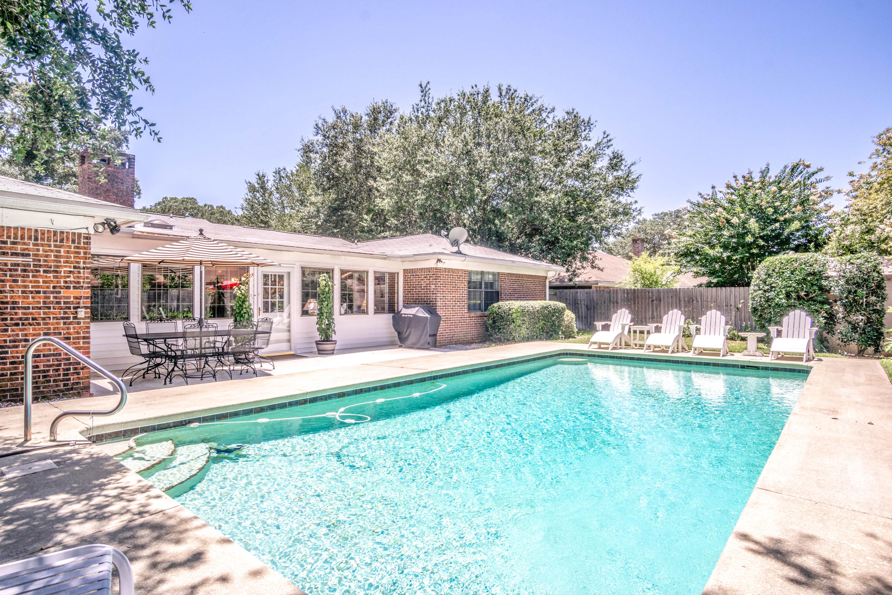 LAKE LORRAINE ESTATES 3 - Residential