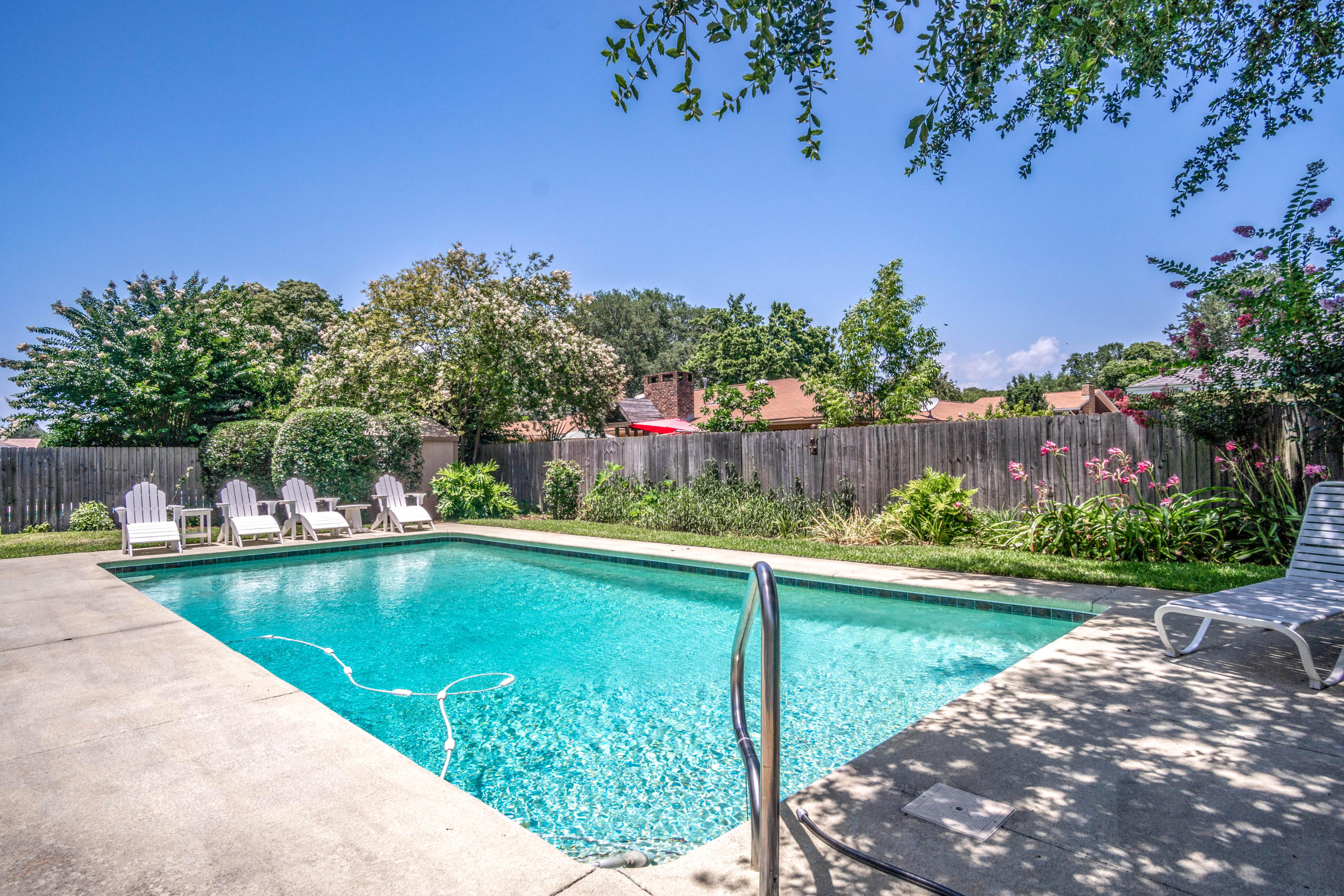 LAKE LORRAINE ESTATES 3 - Residential