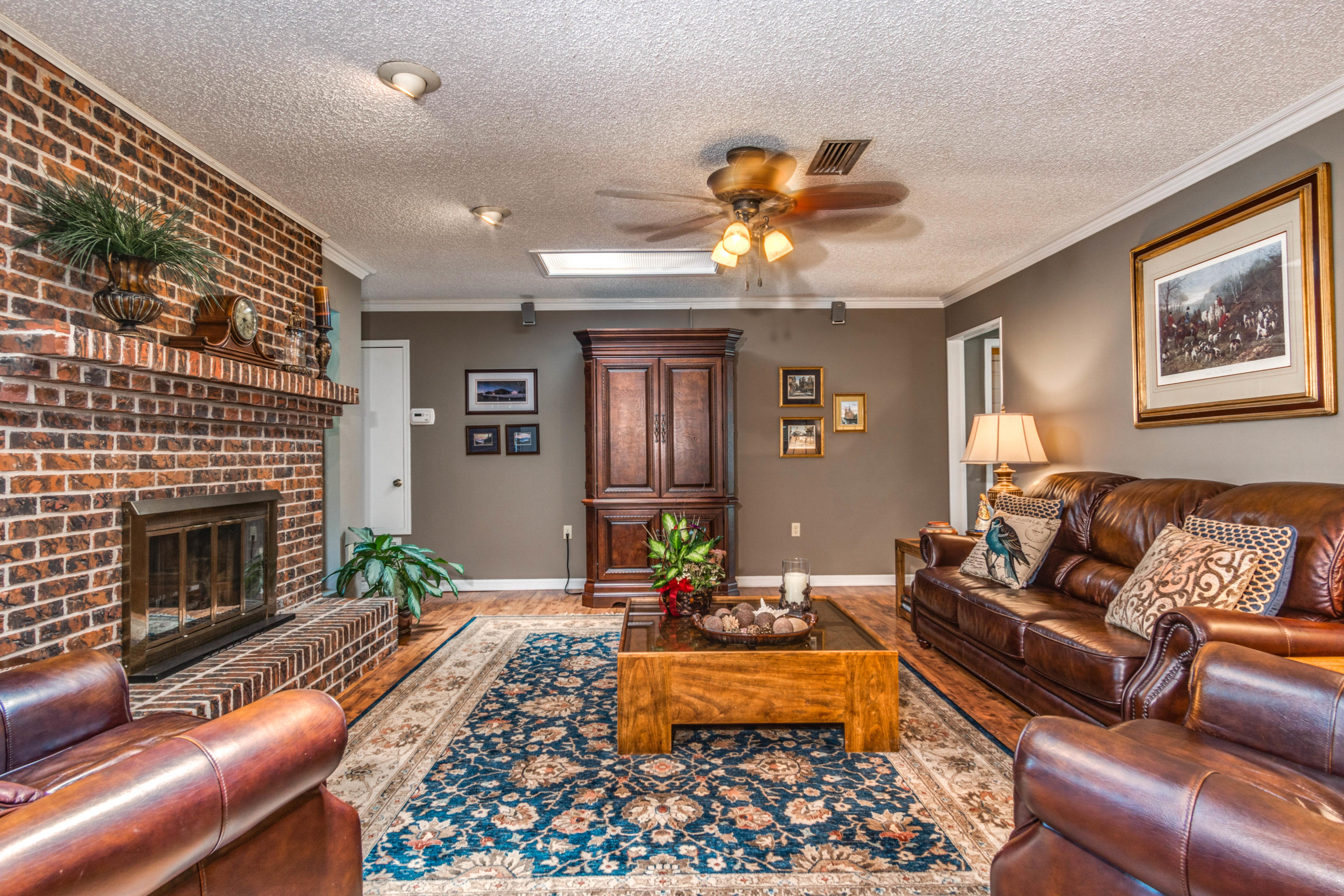 LAKE LORRAINE ESTATES 3 - Residential