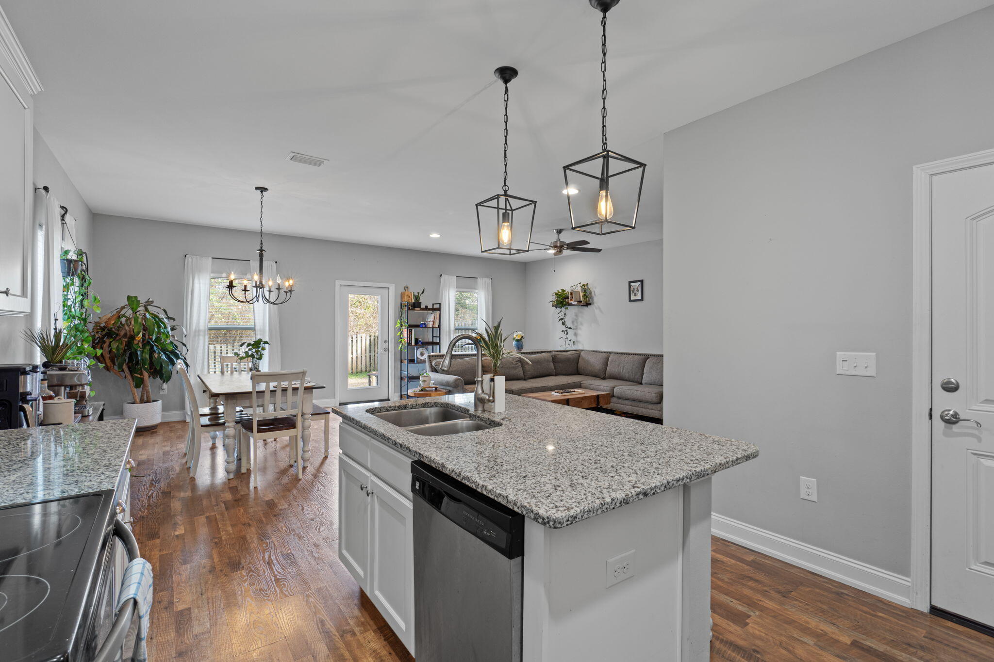 CARONDOLET T/H - Residential