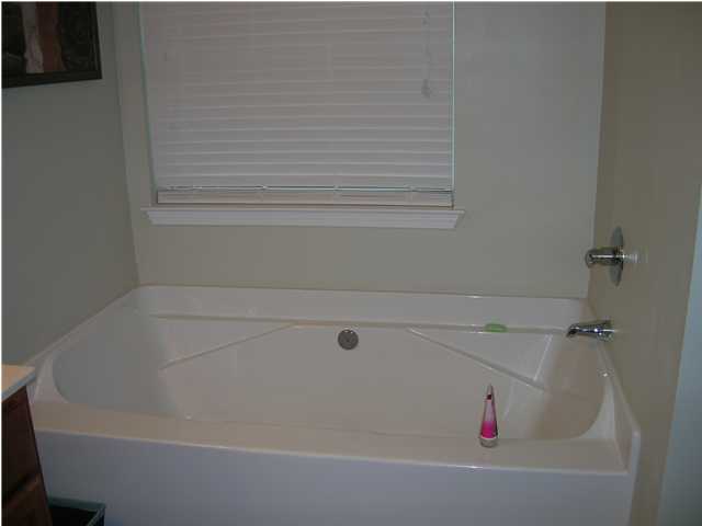 ROLLING RIDGE - Residential