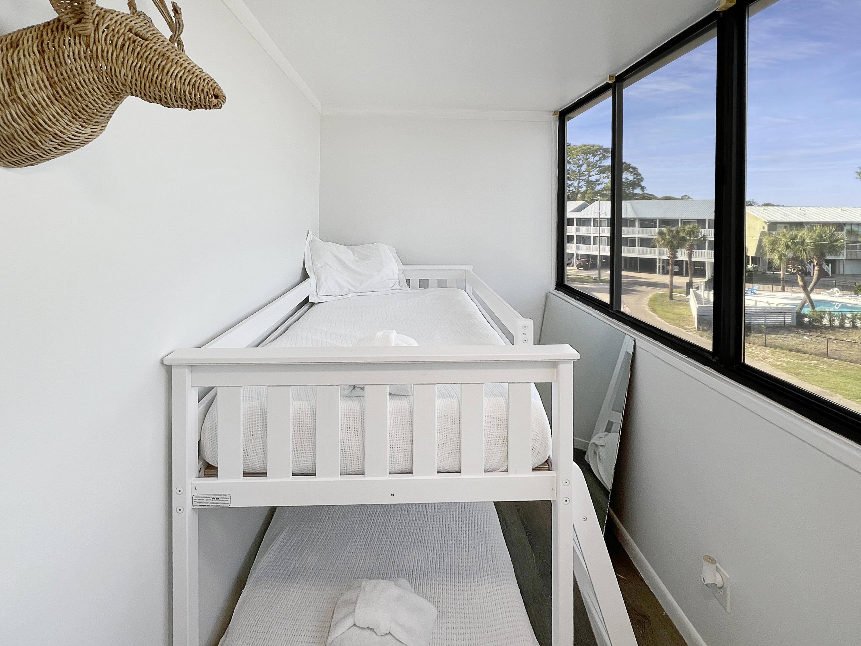 Pirates Cove - Residential Lease