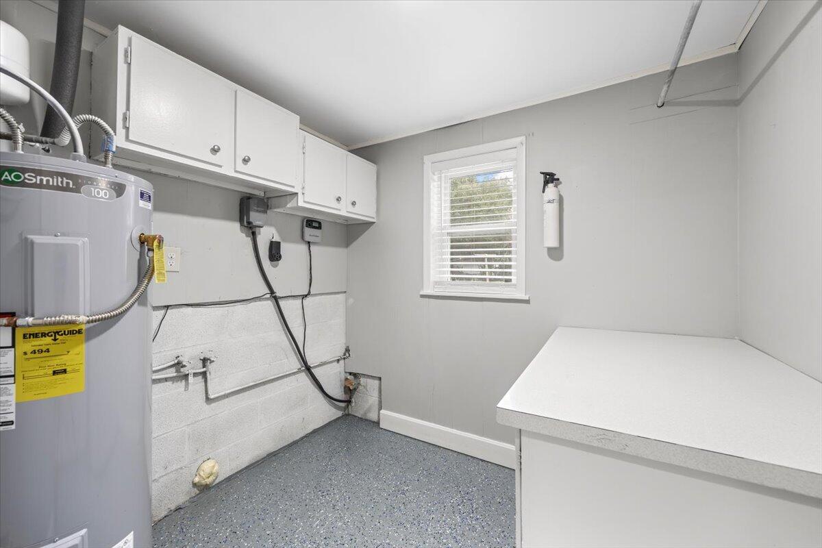 OAKLAND HEIGHTS Lot 28 blk 5 - Residential