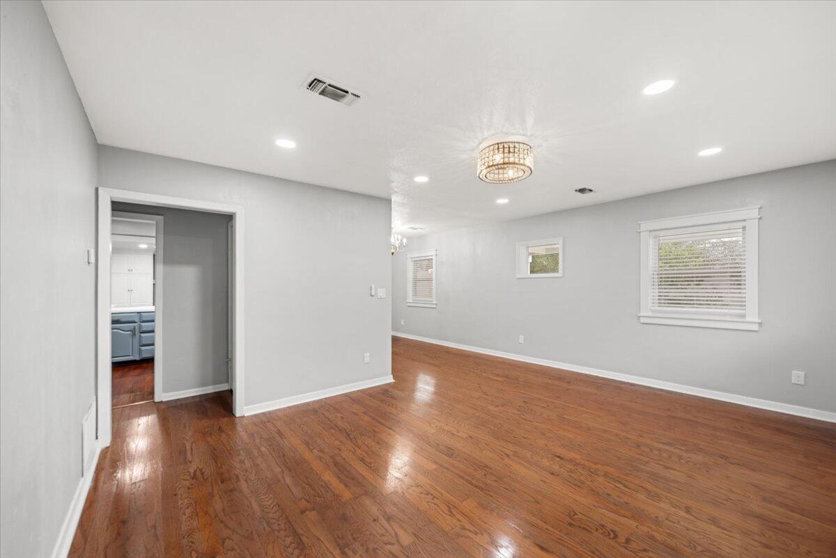 OAKLAND HEIGHTS Lot 28 blk 5 - Residential