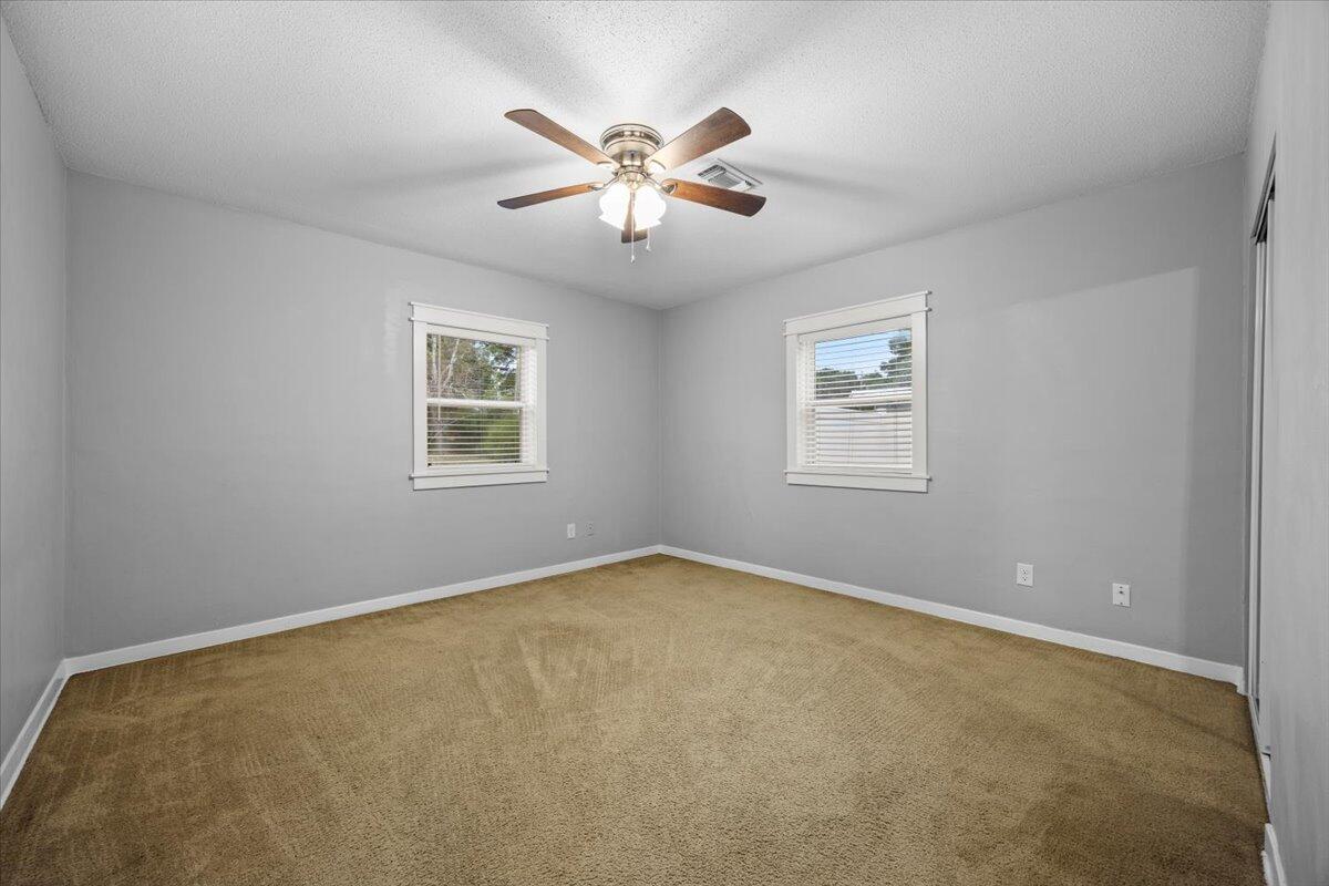 OAKLAND HEIGHTS Lot 28 blk 5 - Residential