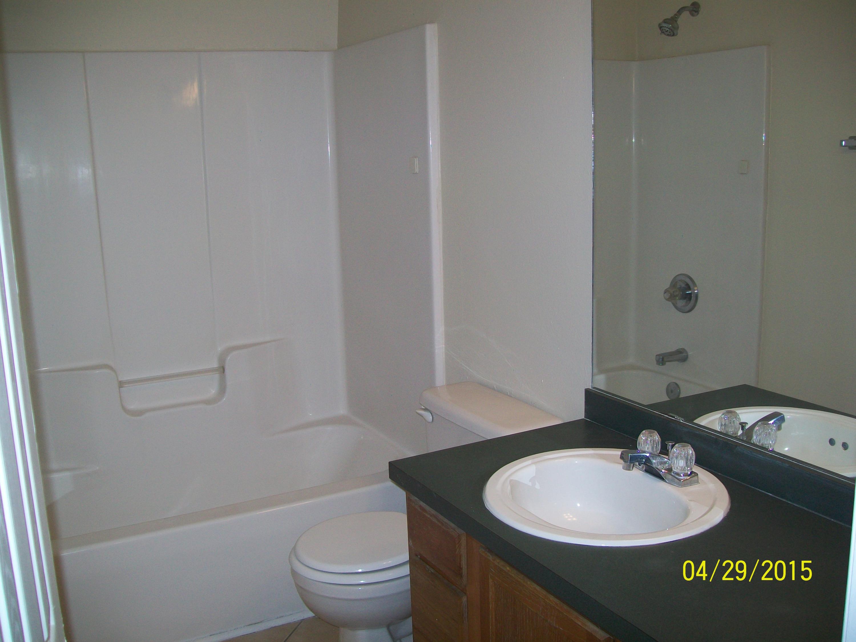 FOREST OAKS PH 1 - Residential Lease