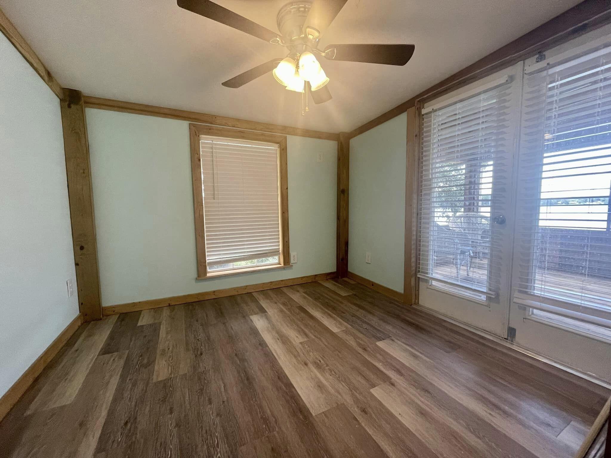 KING ESTATES - Residential Lease