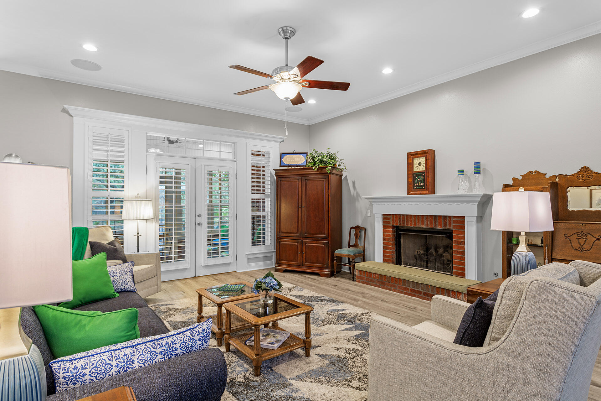 BOTANY BAYOU - Residential
