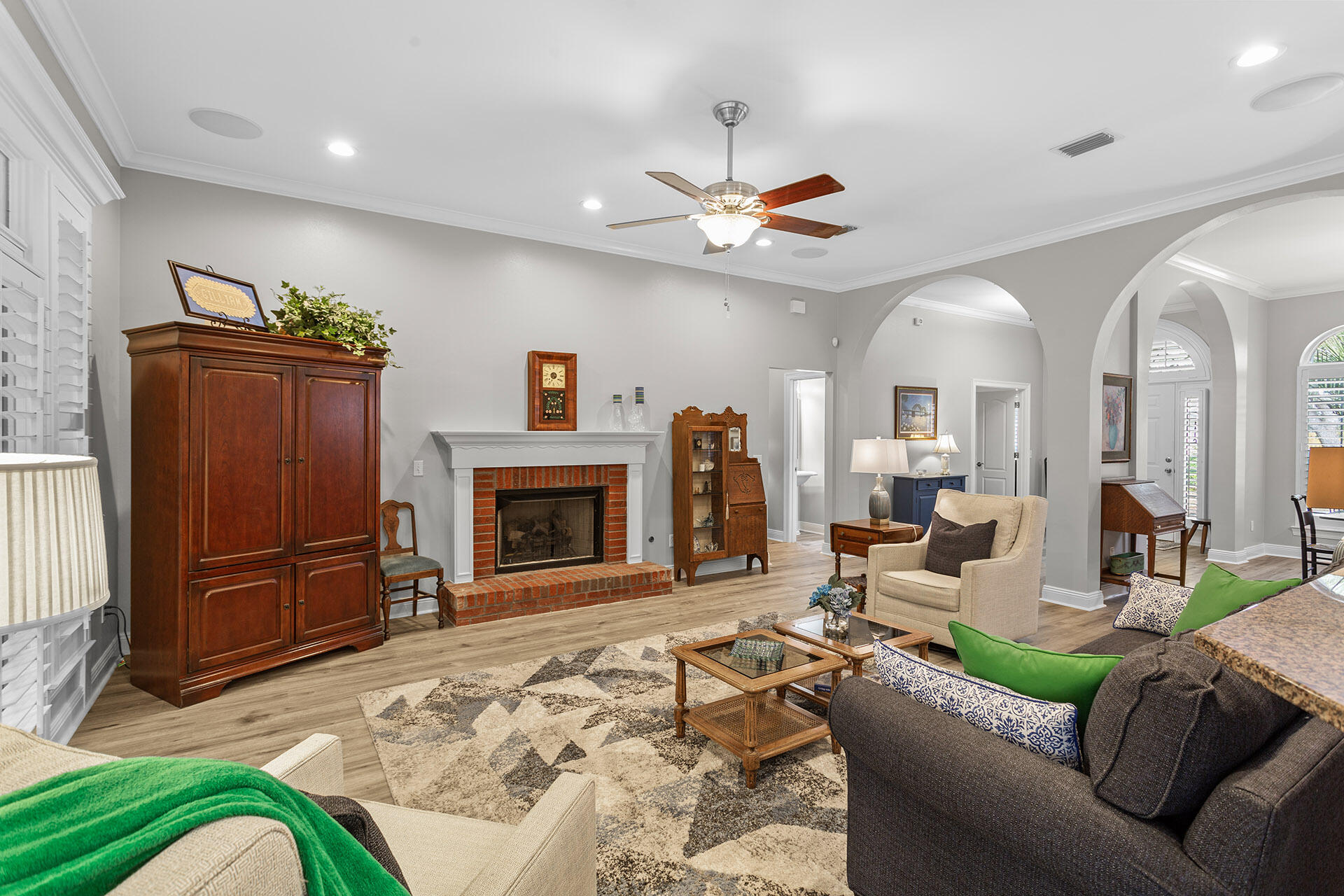 BOTANY BAYOU - Residential