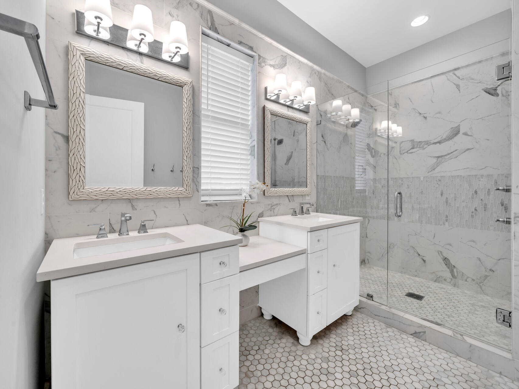 FRANGISTA BEACH 1ST ADDN - Residential