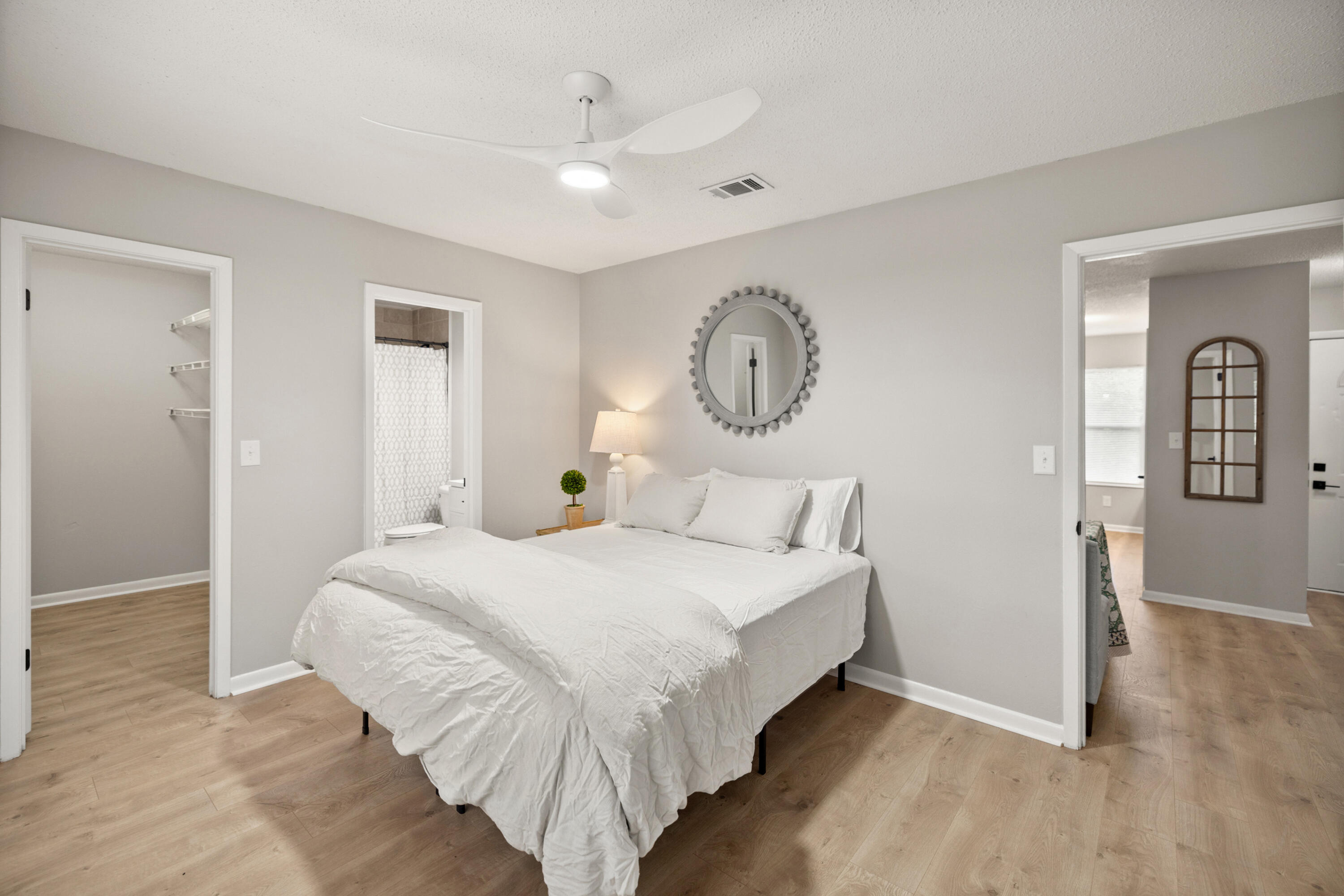 CREEKSIDE - Residential