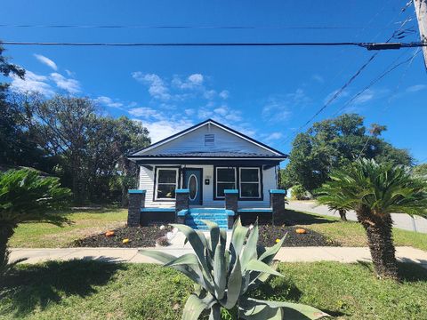Photo of 1323 N 6th Avenue, Pensacola, FL 32503 (MLS # 987757)